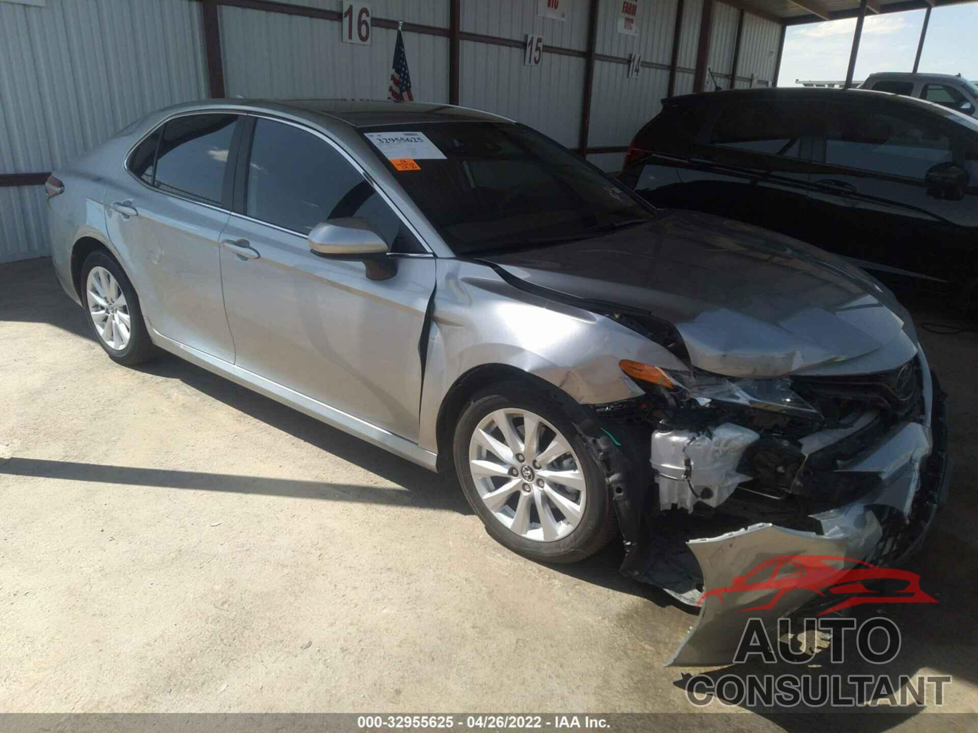 TOYOTA CAMRY 2019 - 4T1B11HK2KU832304