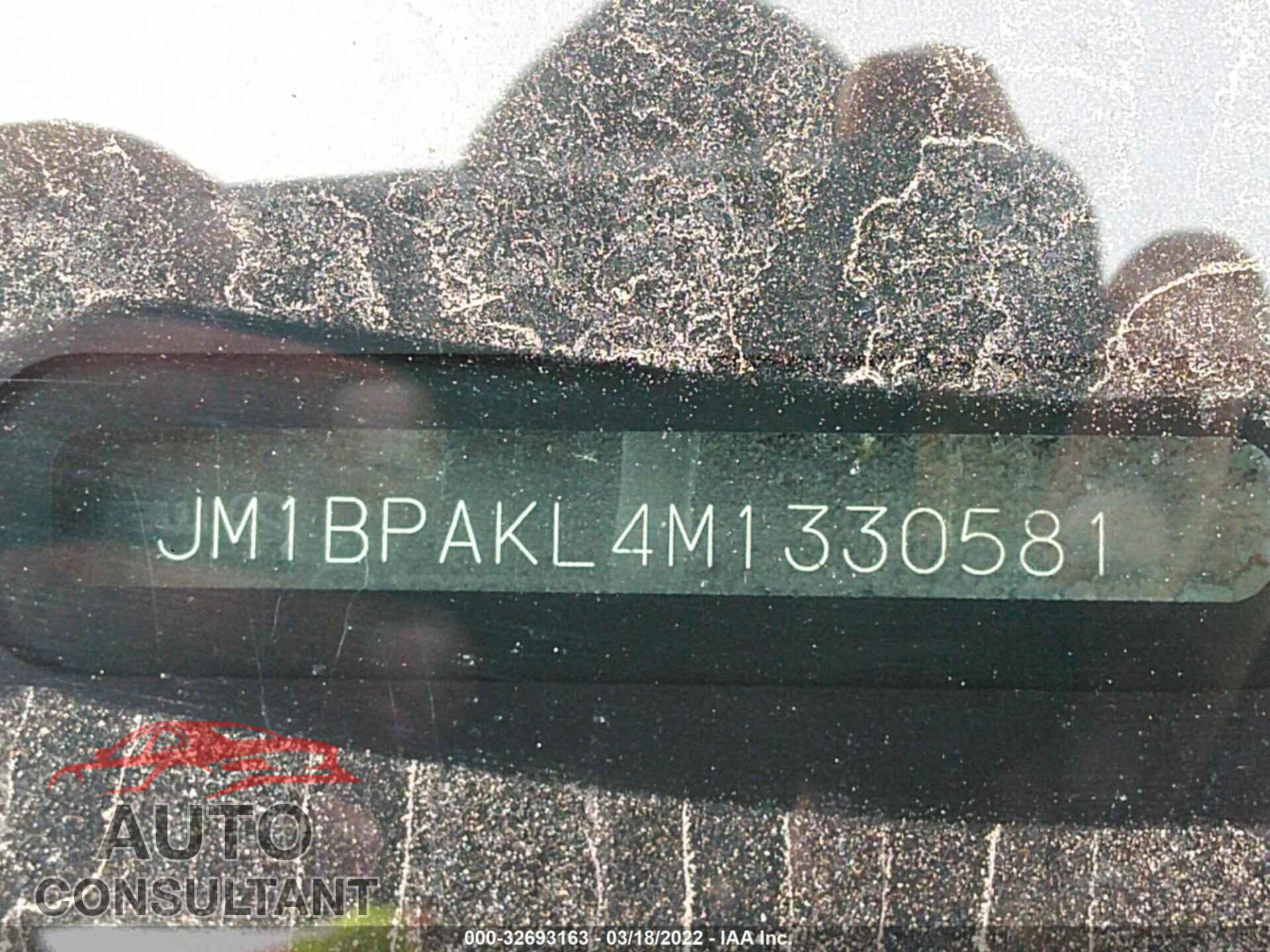 MAZDA MAZDA3 HATCHBACK 2021 - JM1BPAKL4M1330581