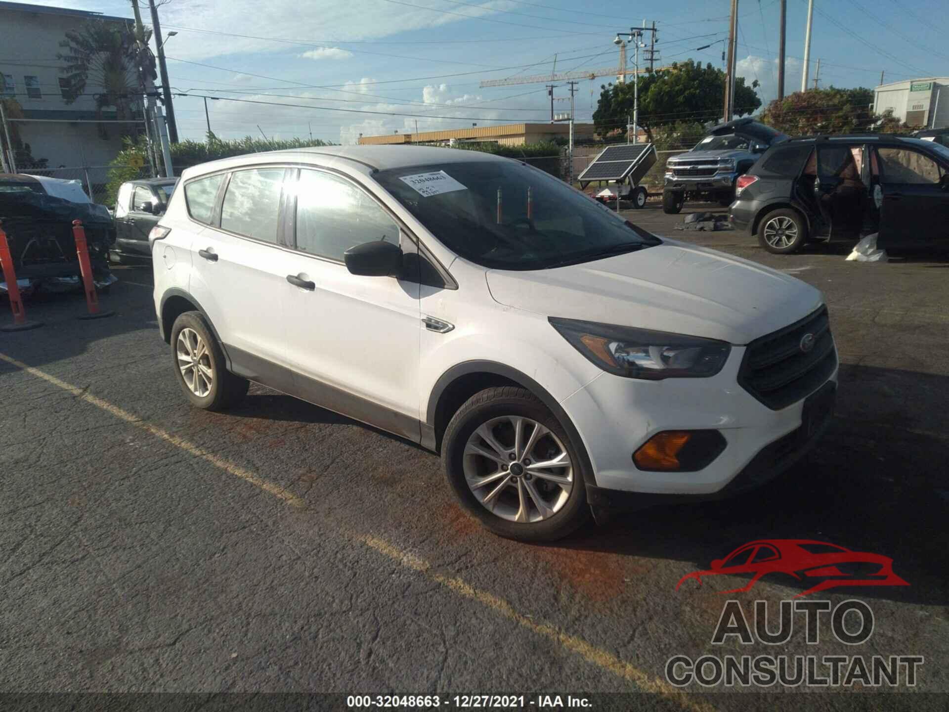 FORD ESCAPE 2018 - 1FMCU0F7XJUA91208