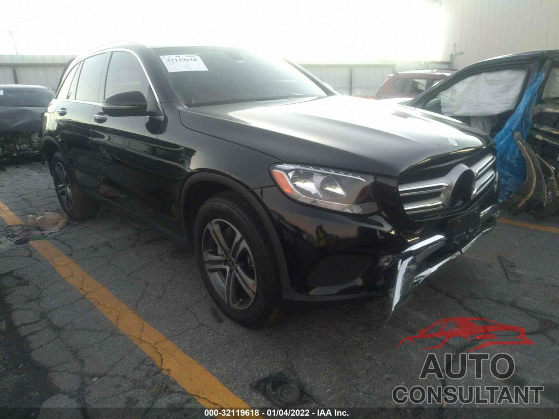 MERCEDES-BENZ GLC 2017 - WDC0G4KB8HF211063