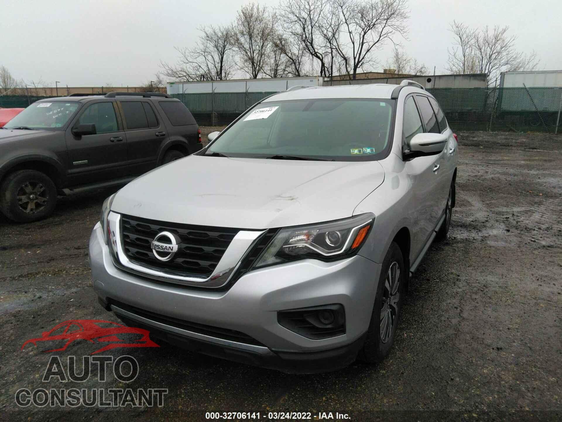 NISSAN PATHFINDER 2017 - 5N1DR2MM2HC667156