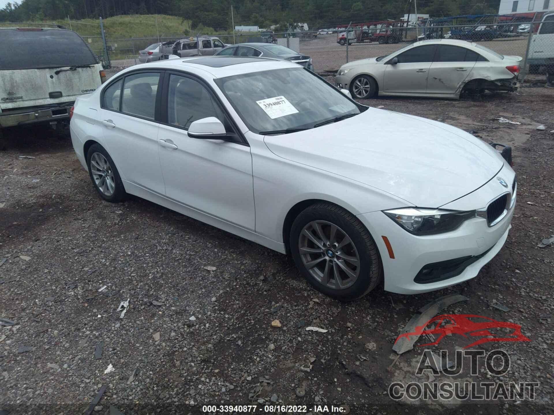 BMW 3 SERIES 2016 - WBA8E1G52GNT34066