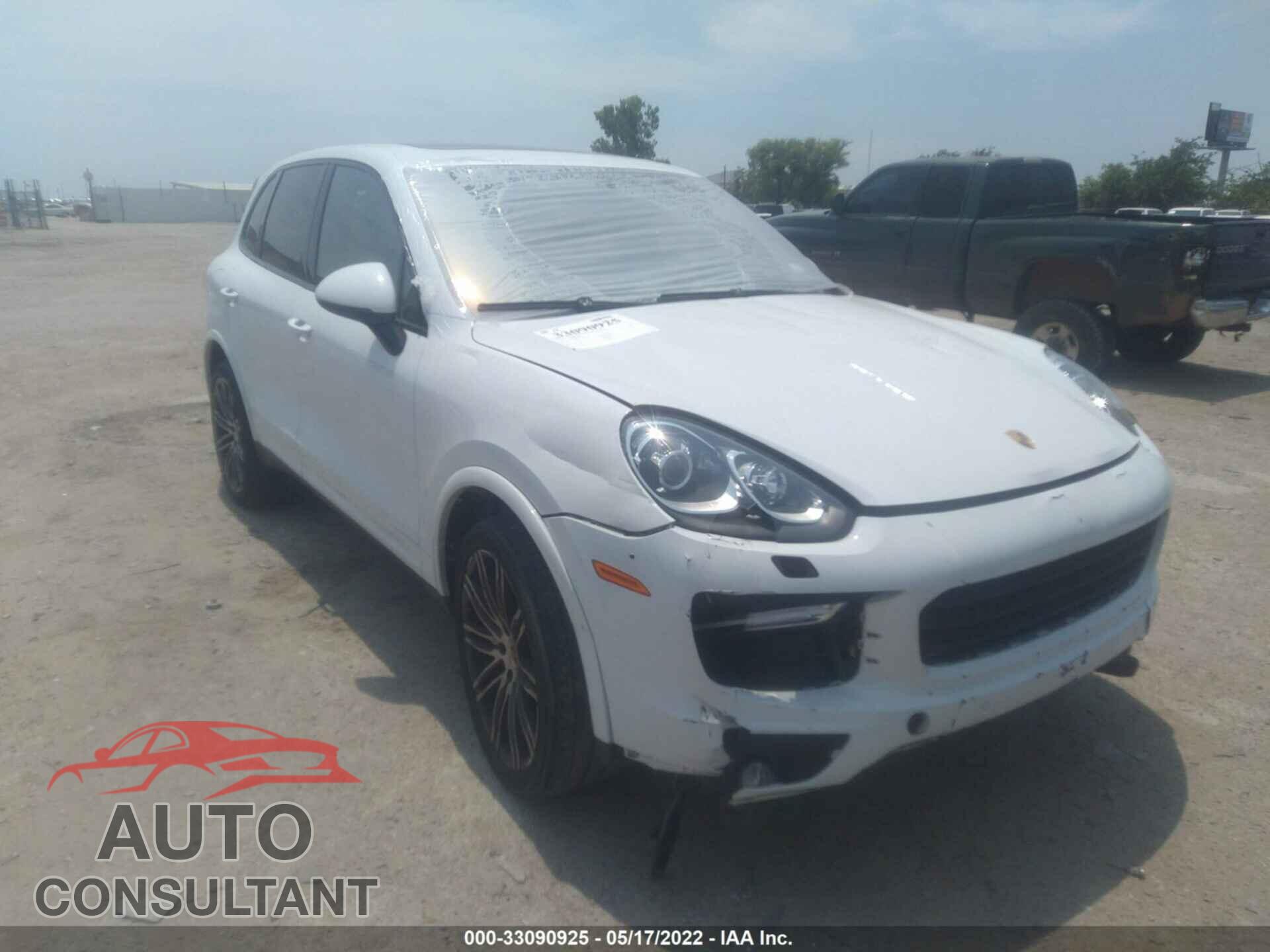 PORSCHE CAYENNE 2017 - WP1AA2A2XHKA81858