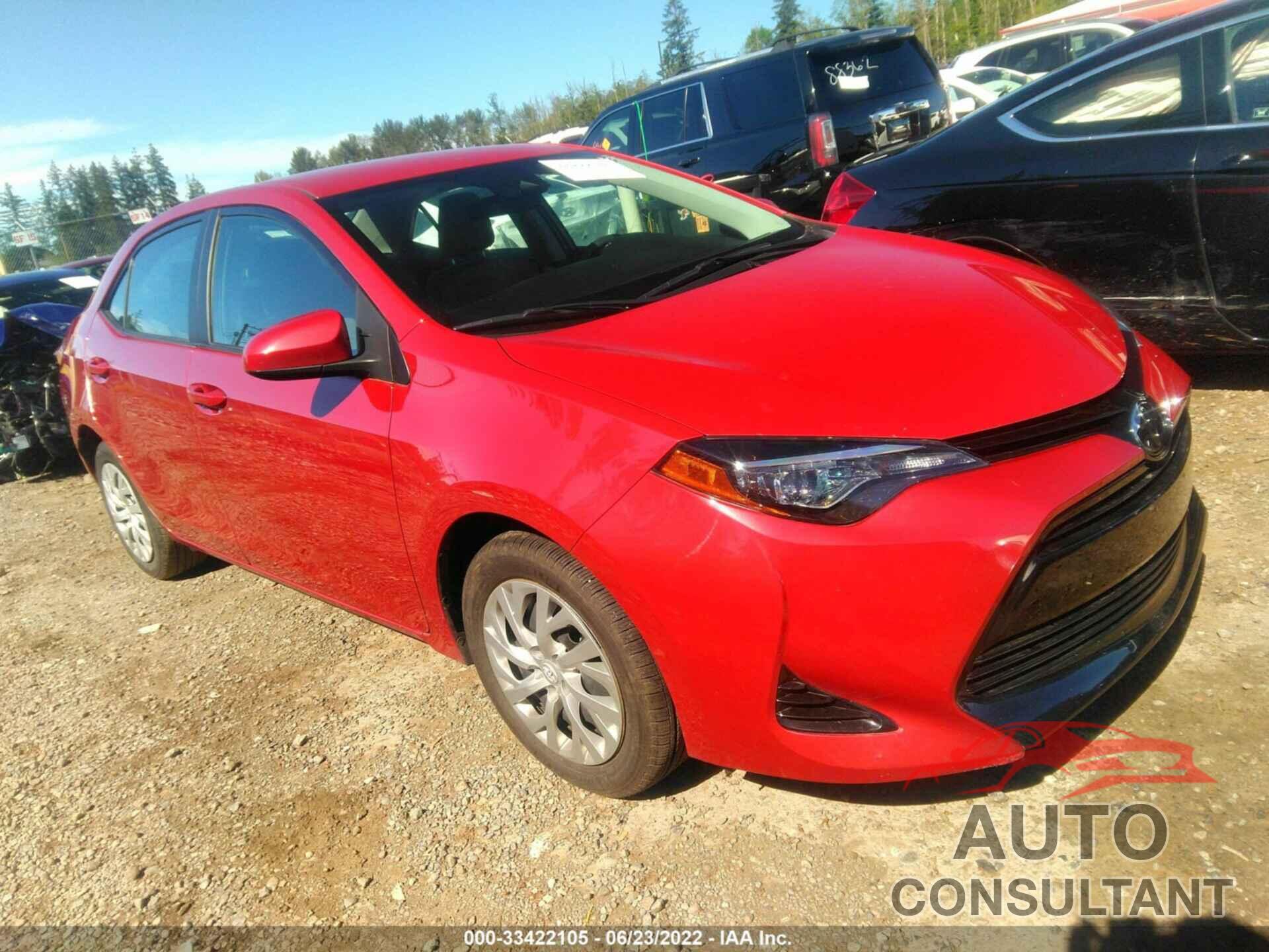TOYOTA COROLLA 2018 - 2T1BURHE6JC117204