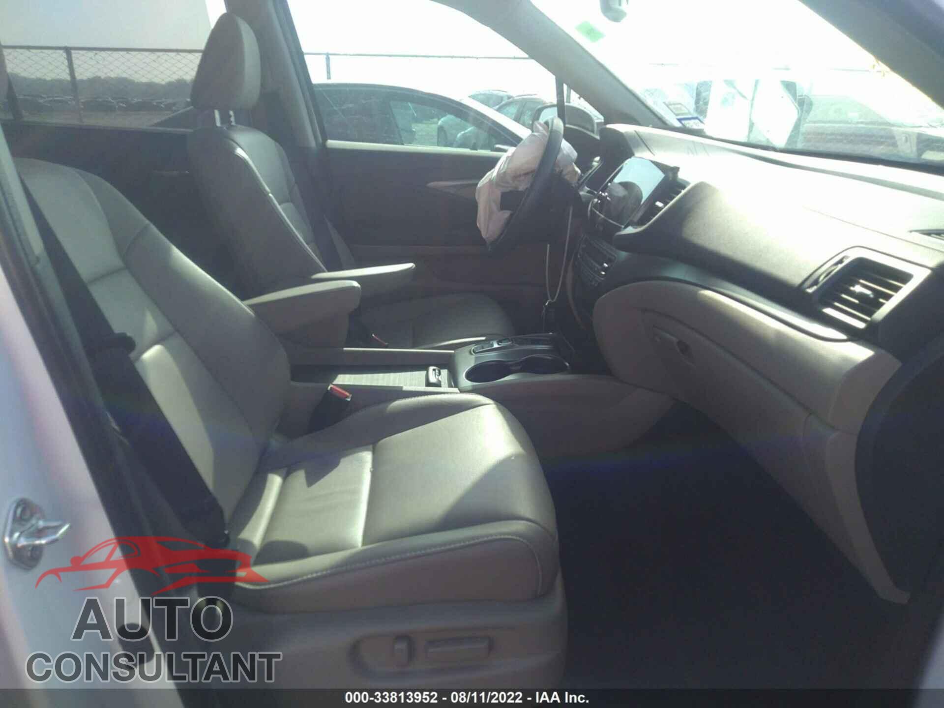 HONDA PILOT 2021 - 5FNYF5H59MB045475
