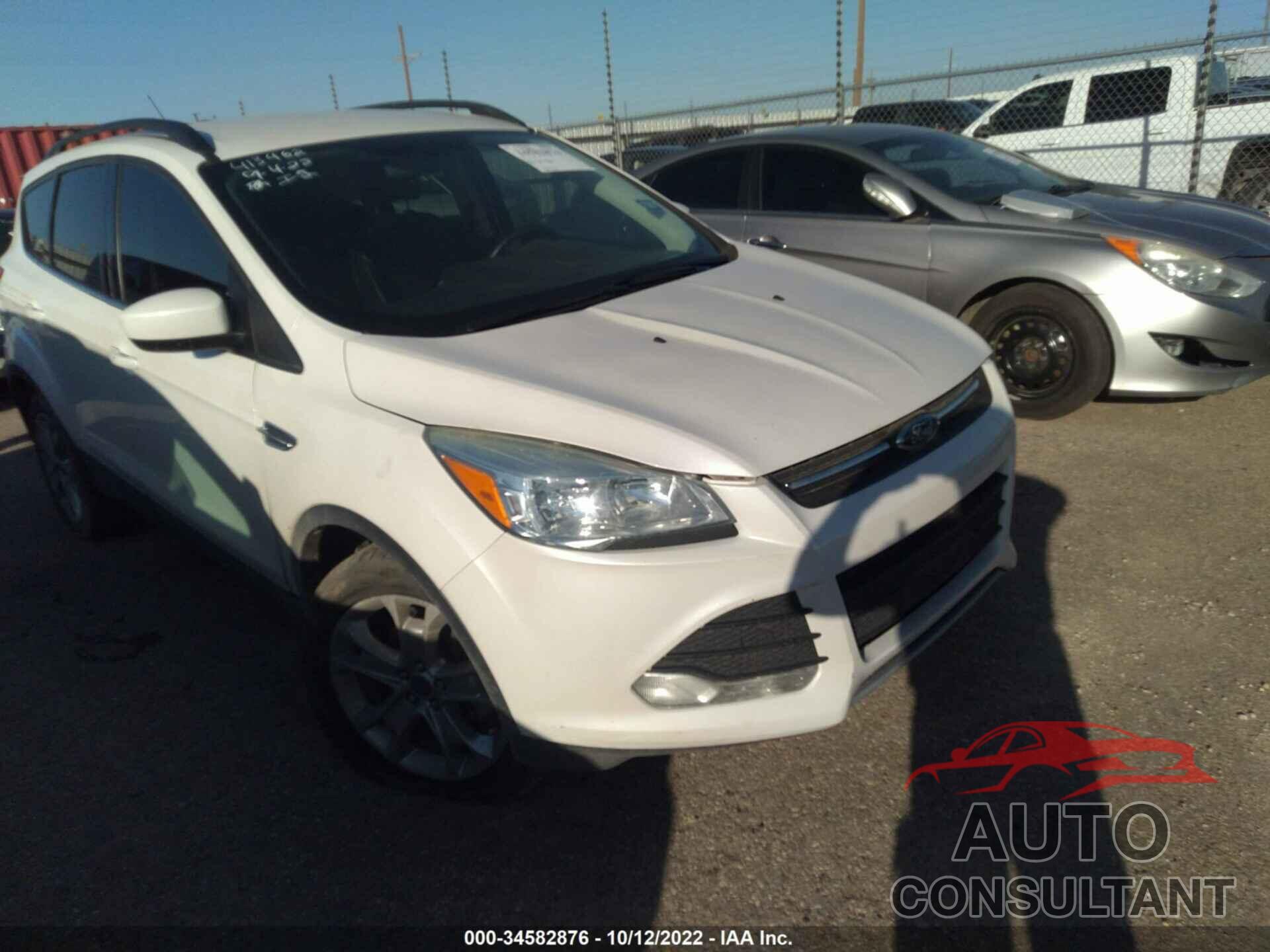FORD ESCAPE 2016 - 1FMCU0GX4GUB06888