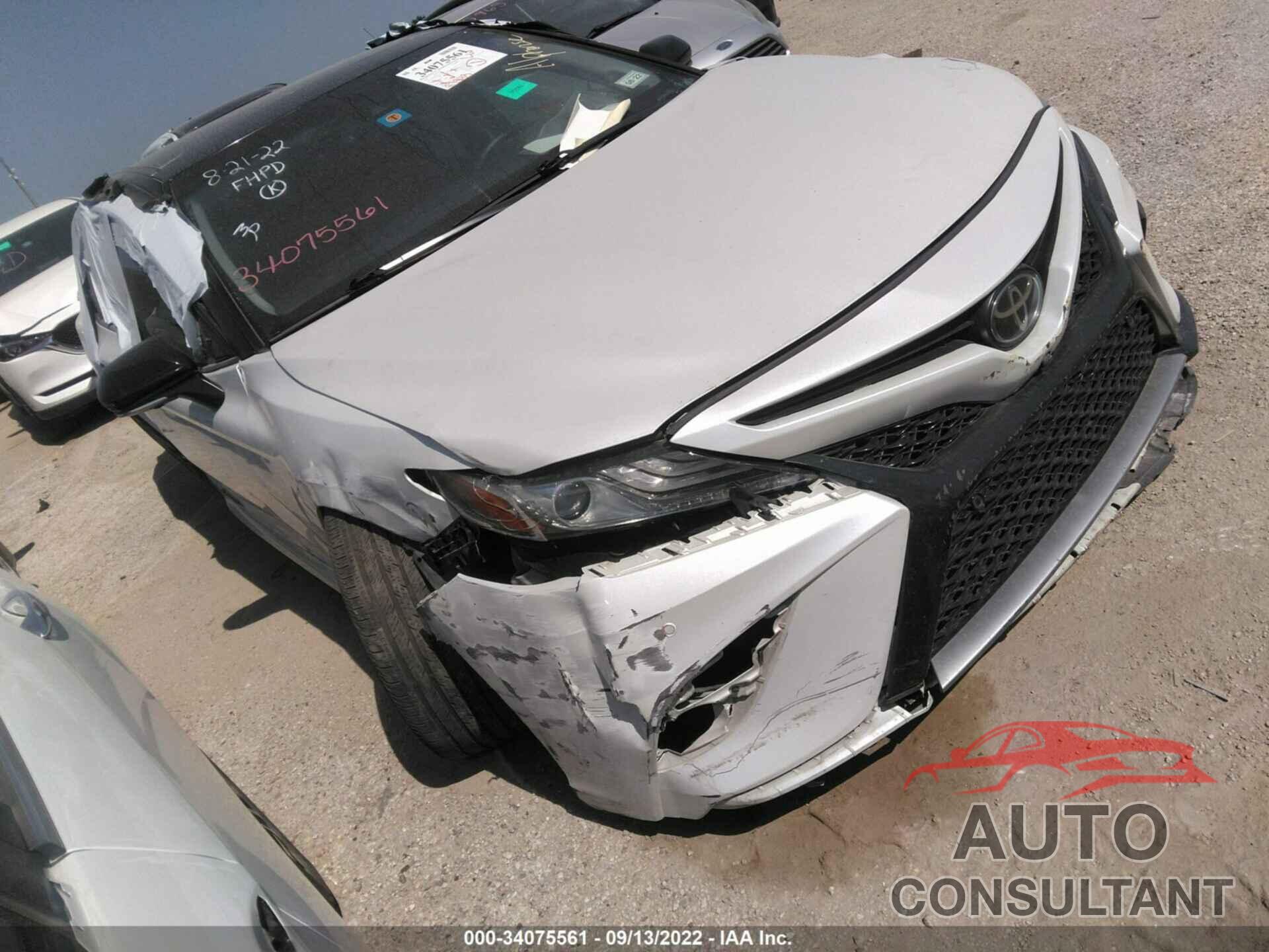 TOYOTA CAMRY 2018 - 4T1B61HK5JU062020
