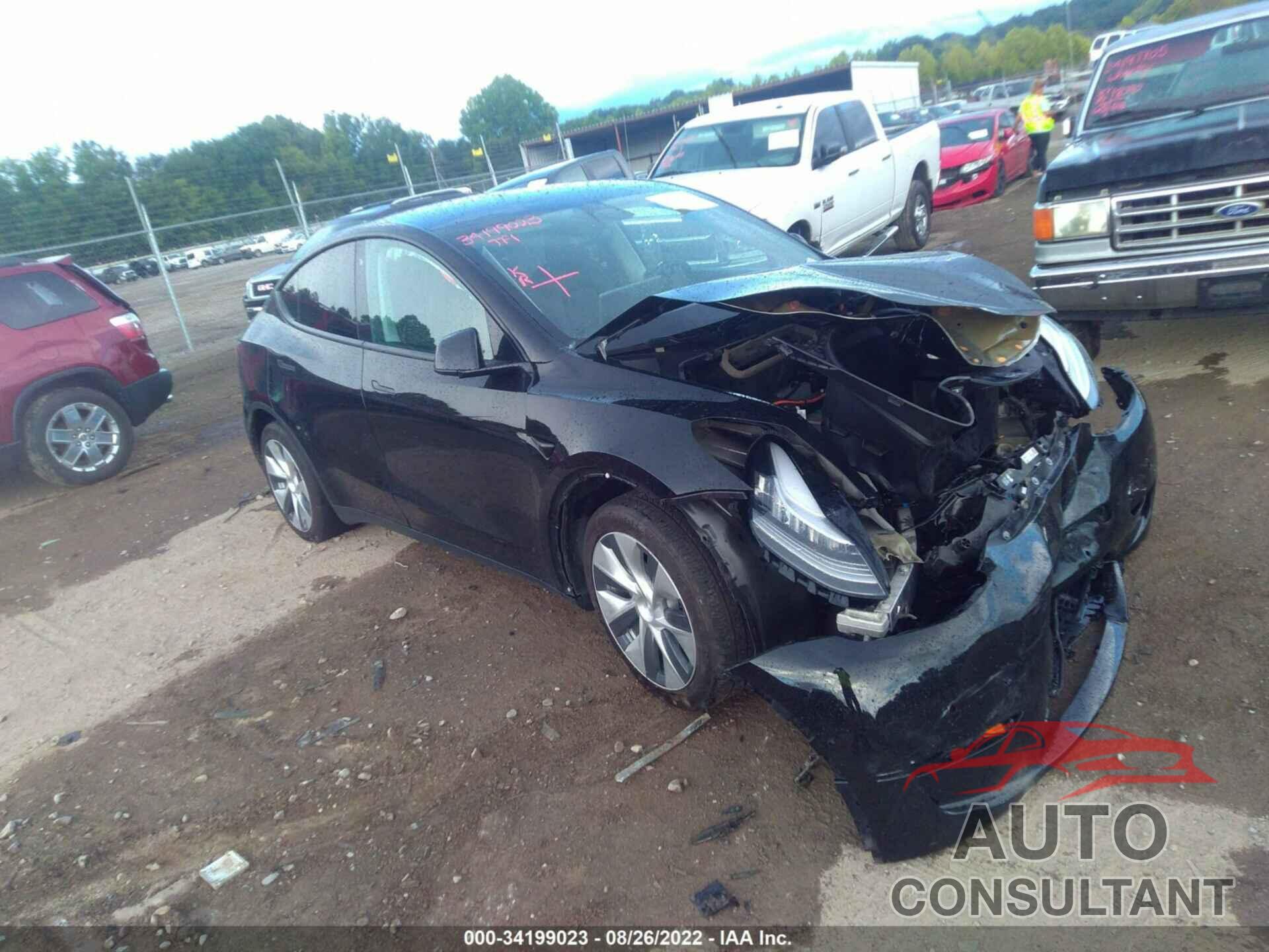 TESLA MODEL Y 2020 - 5YJYGDEE1LF012495