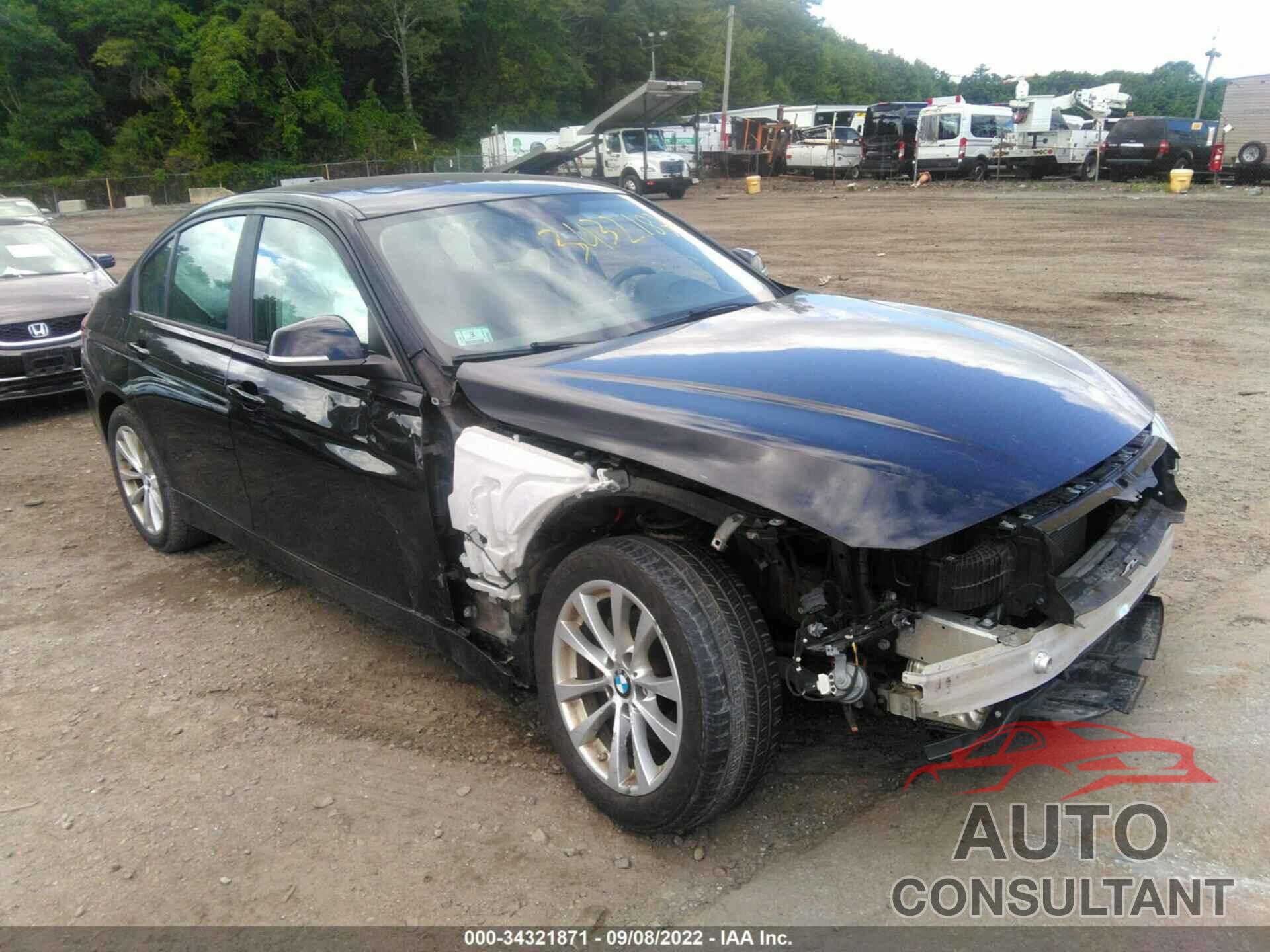 BMW 3 SERIES 2017 - WBA8E5G35HNU43631