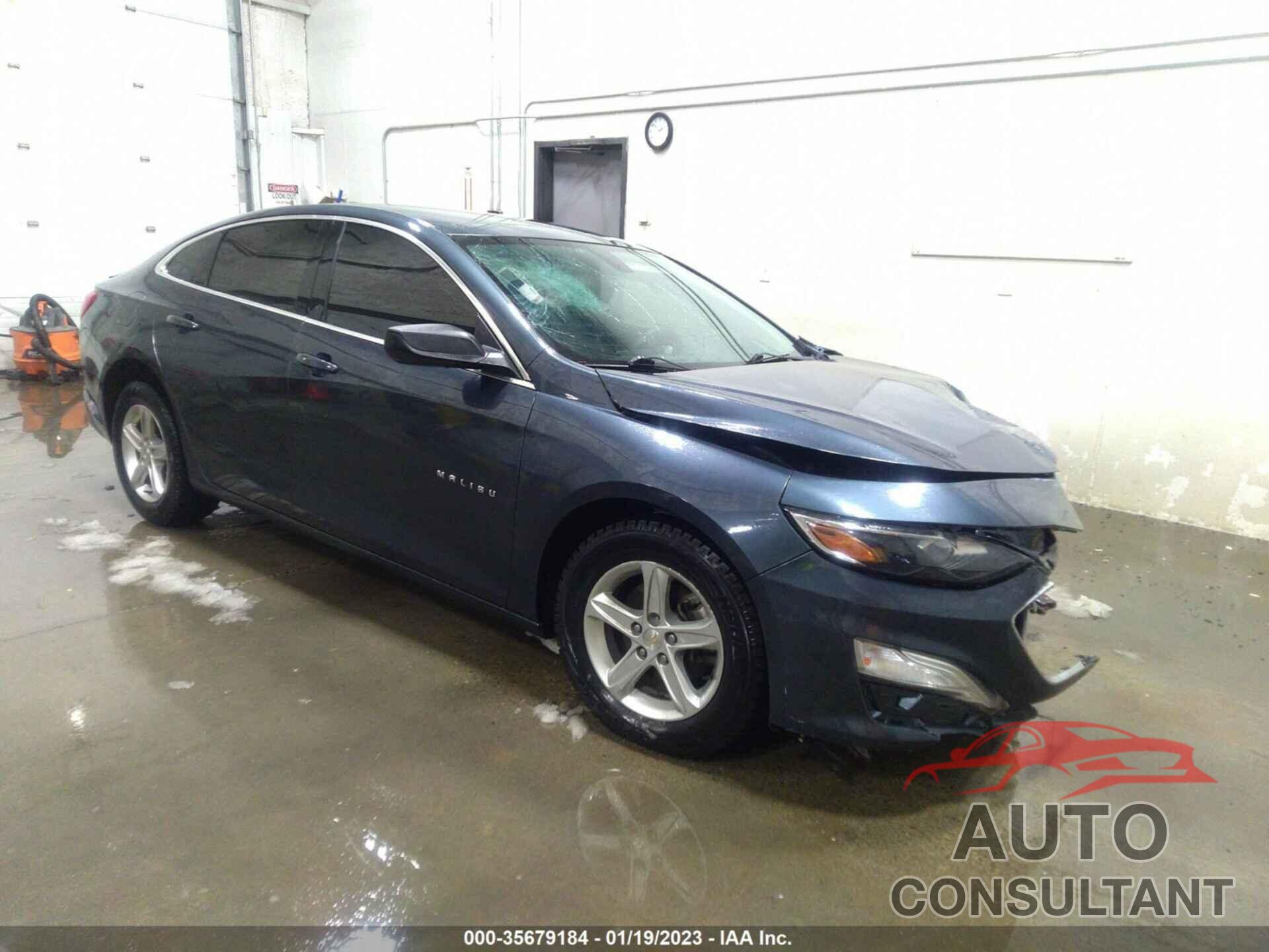 CHEVROLET MALIBU 2019 - 1G1ZB5ST6KF204980