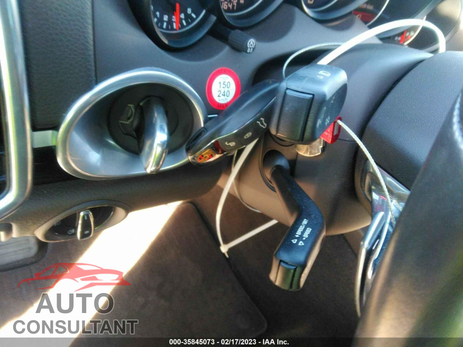 PORSCHE CAYENNE 2017 - WP1AA2A21HKA81067