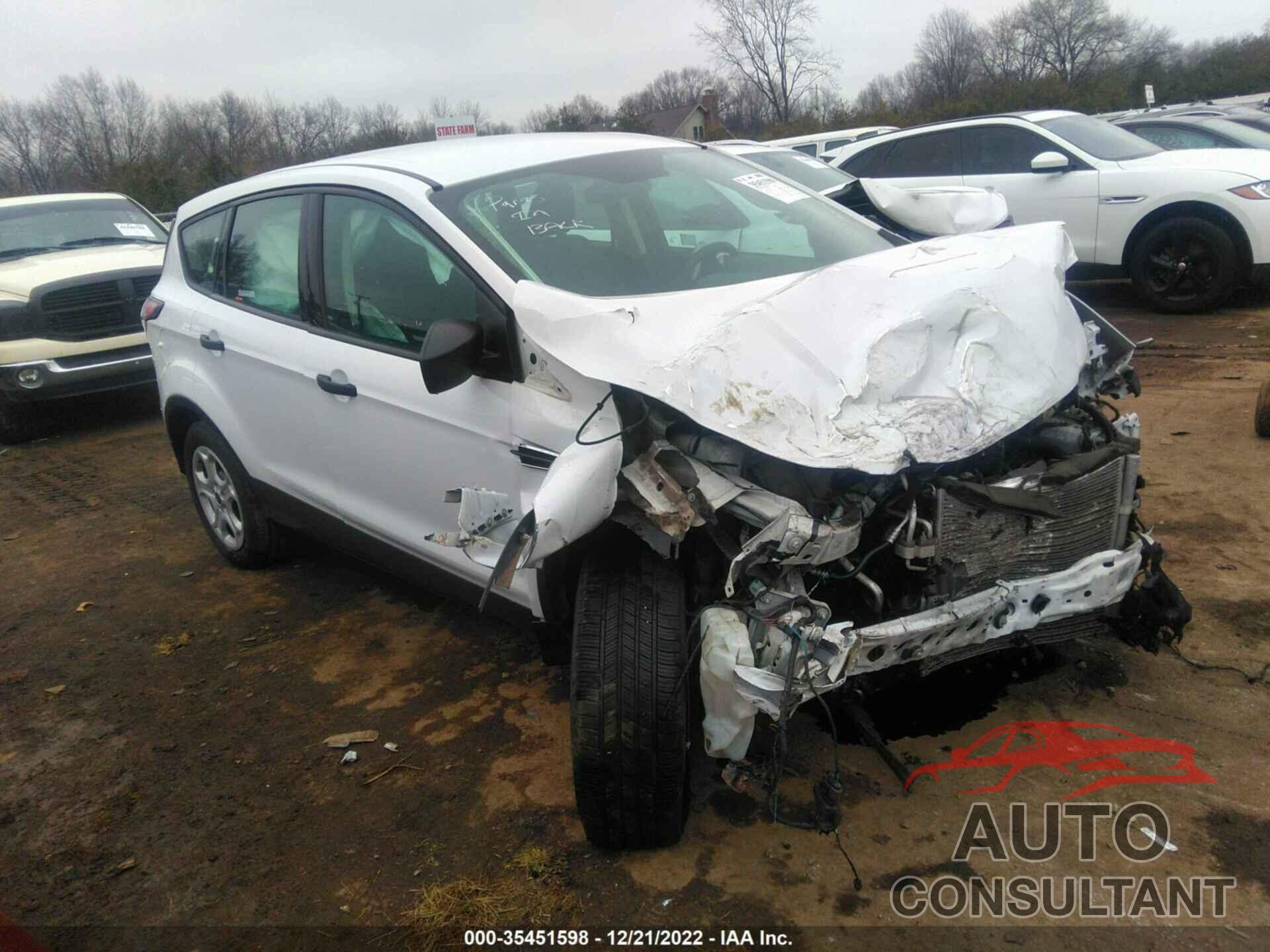 FORD ESCAPE 2018 - 1FMCU0F76JUA66595