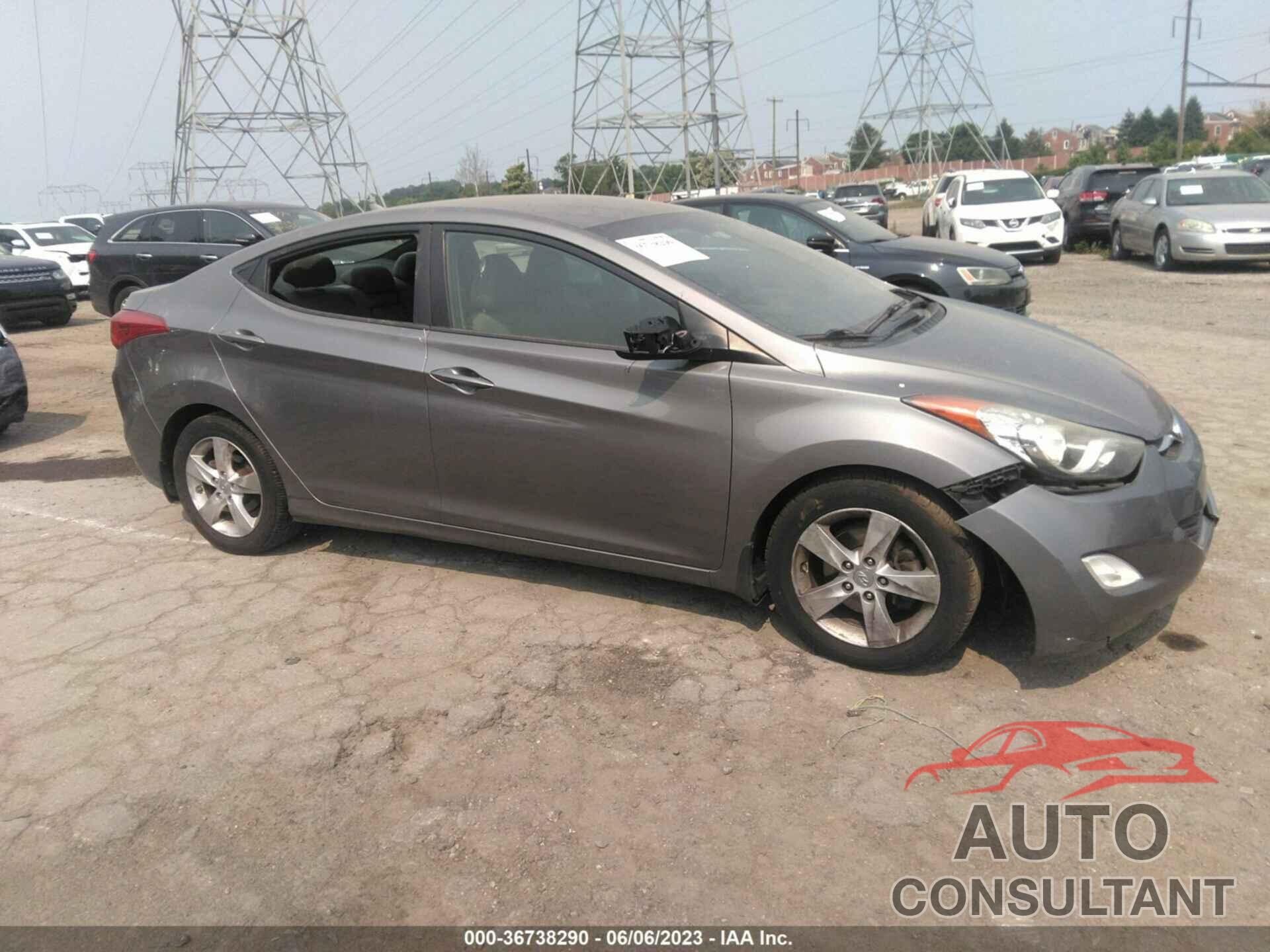 HYUNDAI ELANTRA 2013 - 5NPDH4AE9DH173293