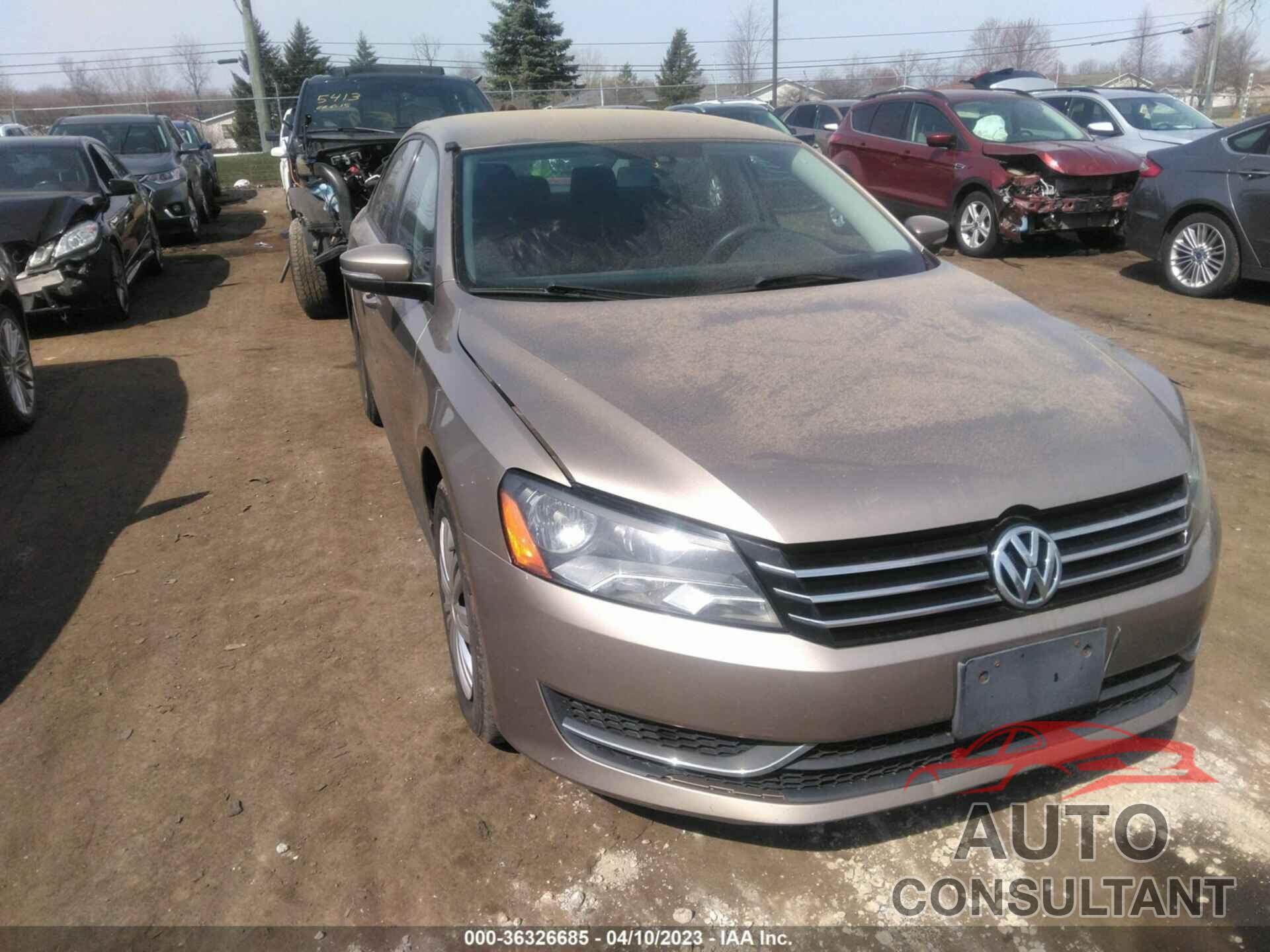 VOLKSWAGEN PASSAT 2015 - 1VWAT7A34FC049851