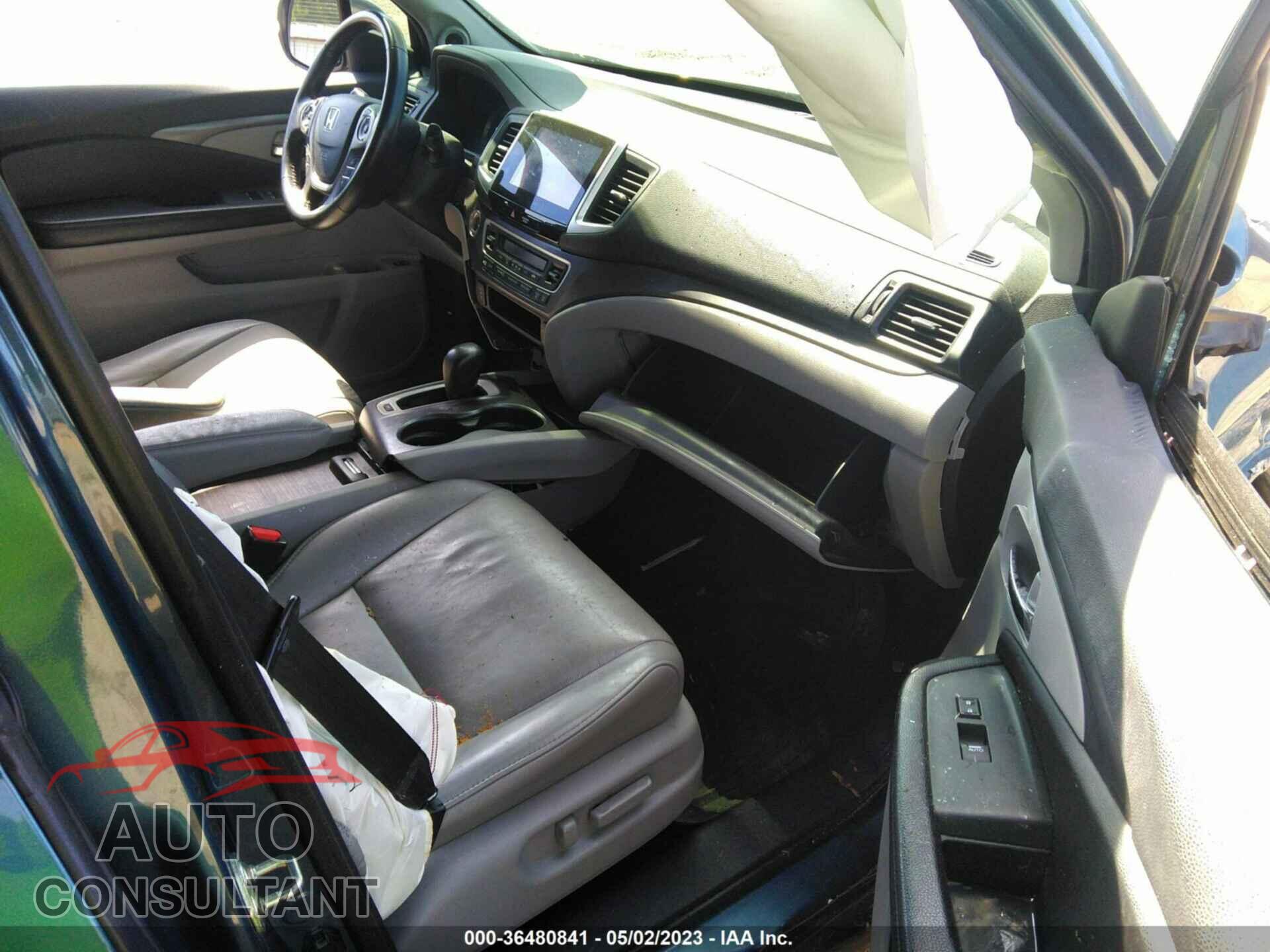 HONDA PILOT 2016 - 5FNYF5H74GB040593