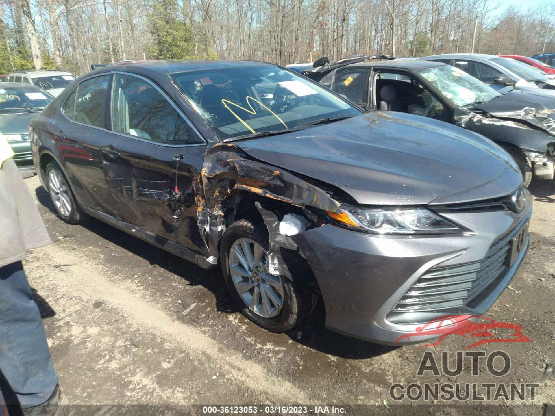 TOYOTA CAMRY 2023 - 4T1C11AK8PU758702