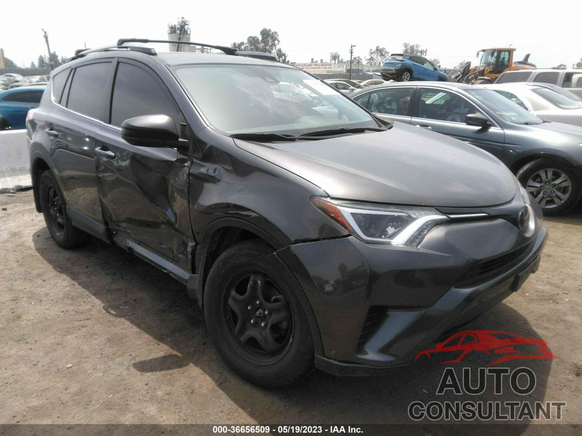 TOYOTA RAV4 2018 - JTMZFREV5JJ188346