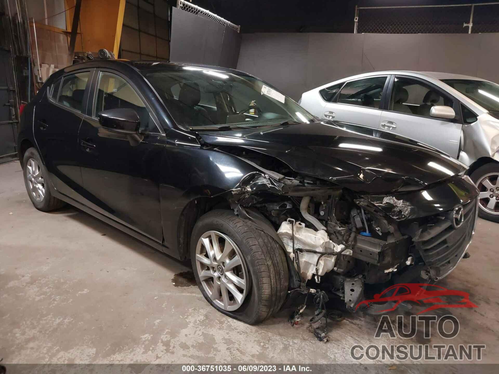 MAZDA MAZDA3 2016 - JM1BM1L77G1309092