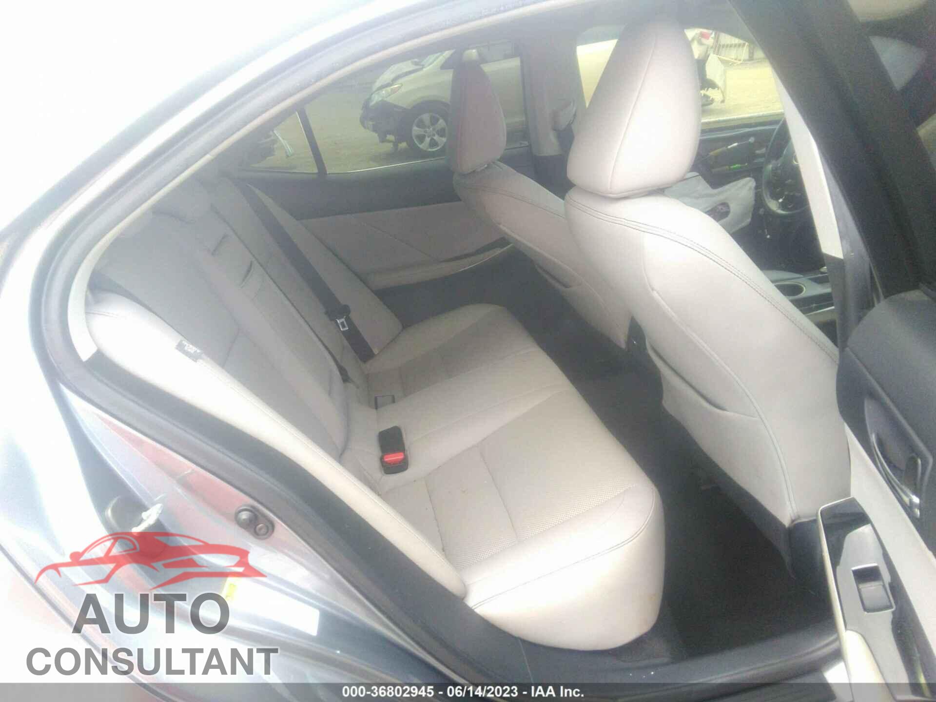LEXUS IS 200T 2016 - JTHBA1D27G5009636