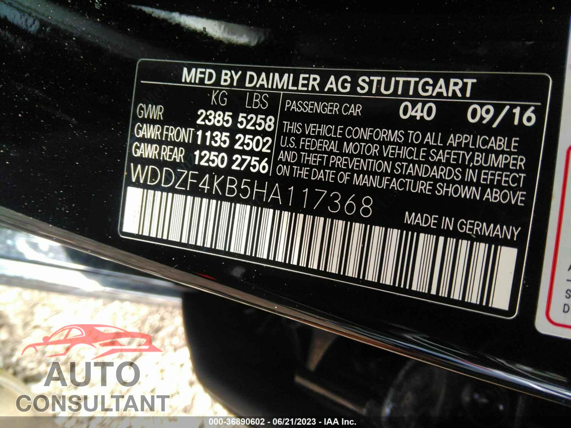 MERCEDES-BENZ E-CLASS 2017 - WDDZF4KB5HA117368