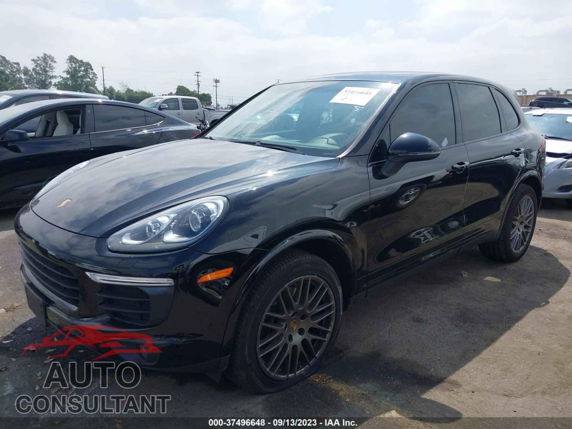 PORSCHE CAYENNE 2018 - WP1AA2A26JKA02384