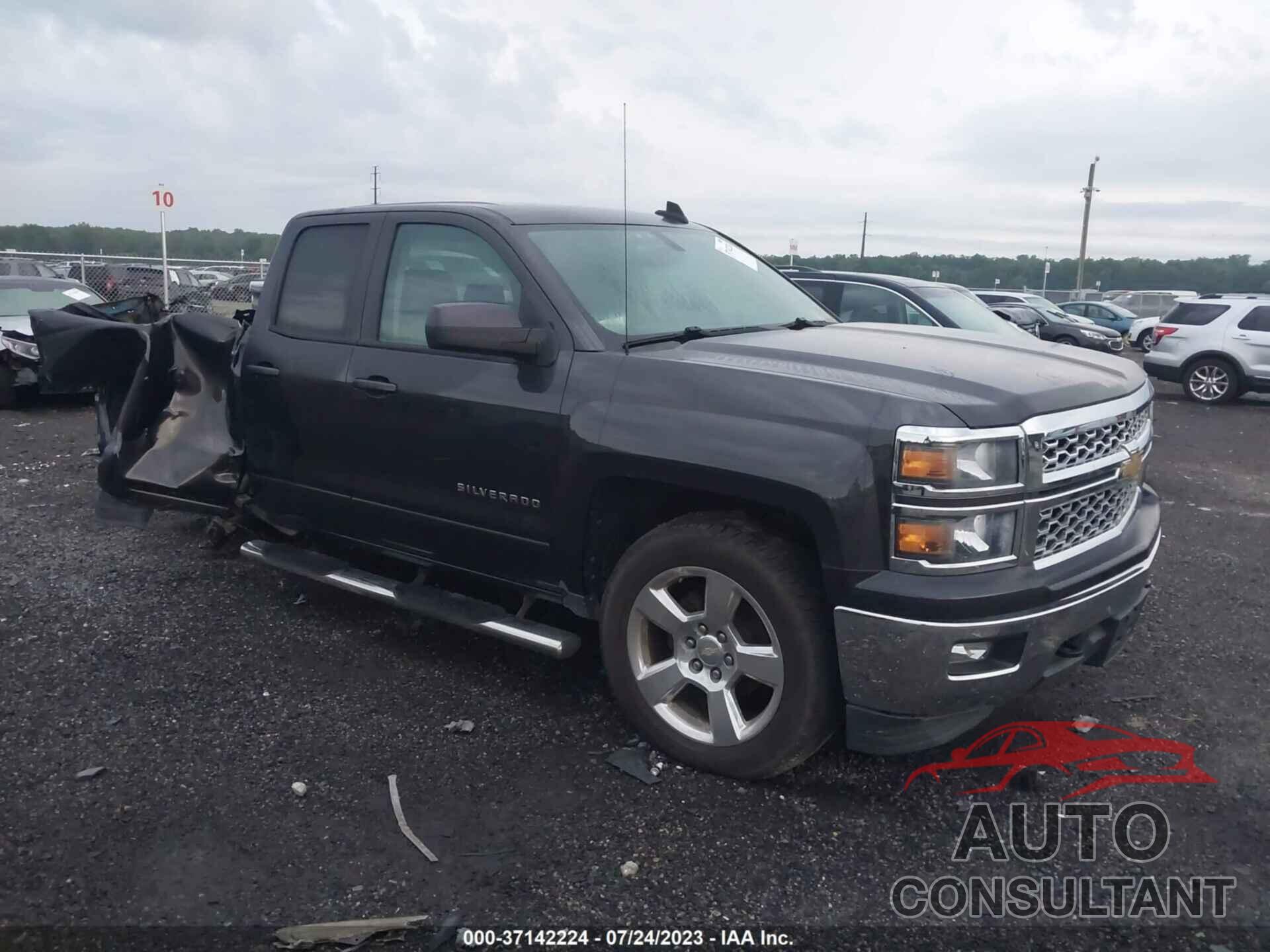 CHEVROLET SILVERADO 1500 2015 - 1GCVKREH9FZ331506