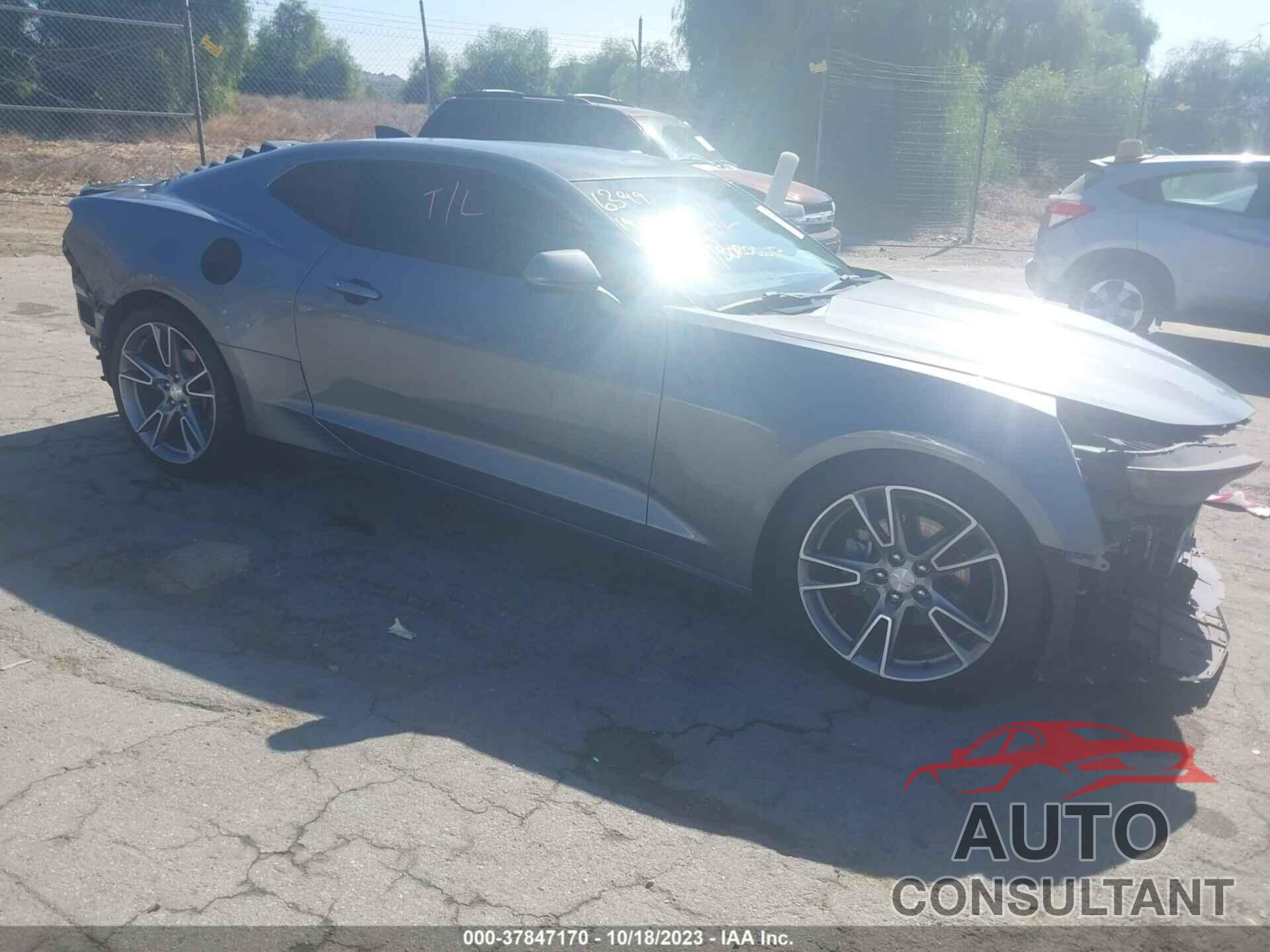 CHEVROLET CAMARO 2019 - 1G1FB1RS8K0156538