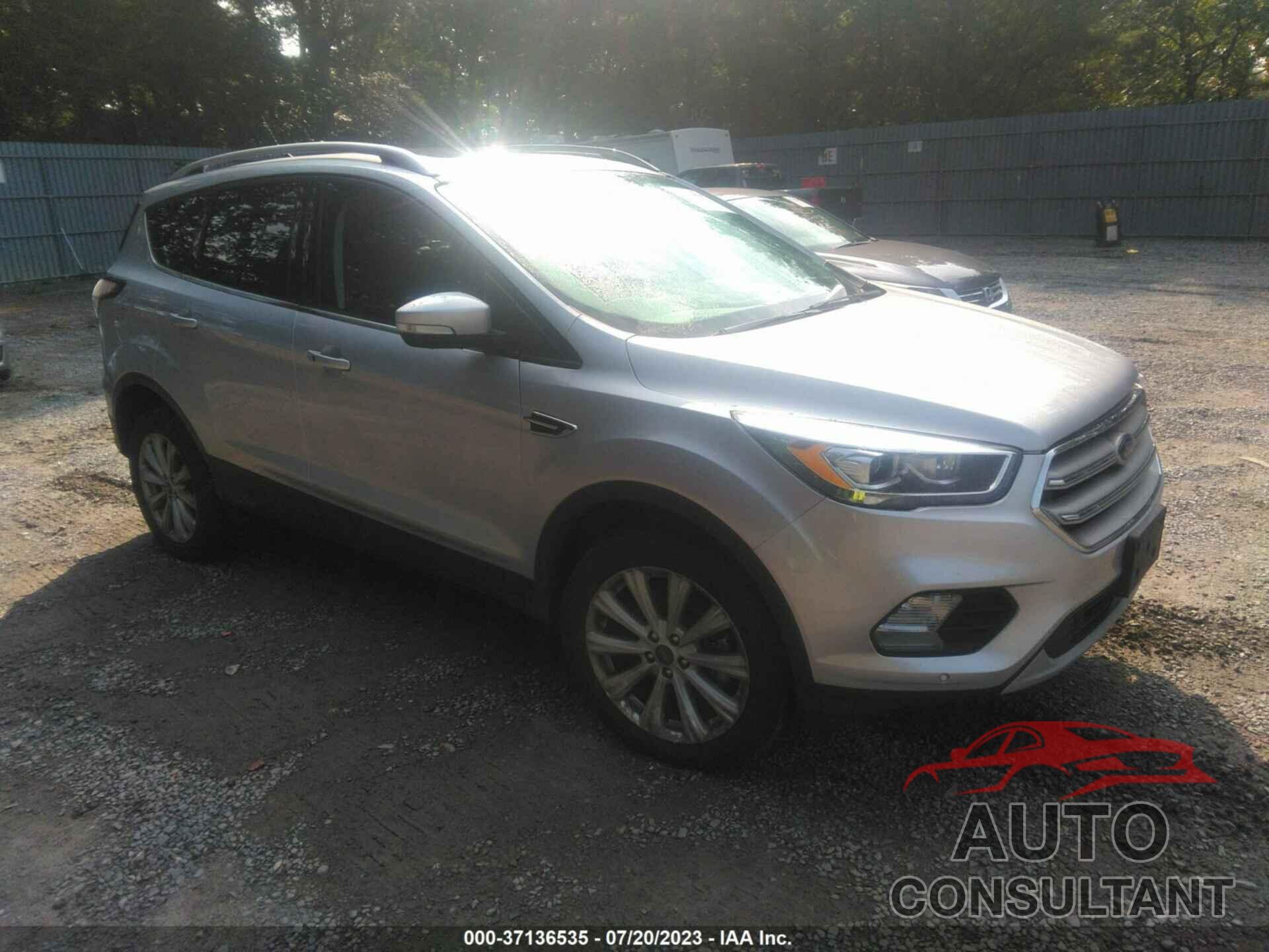 FORD ESCAPE 2018 - 1FMCU9J9XJUC53951