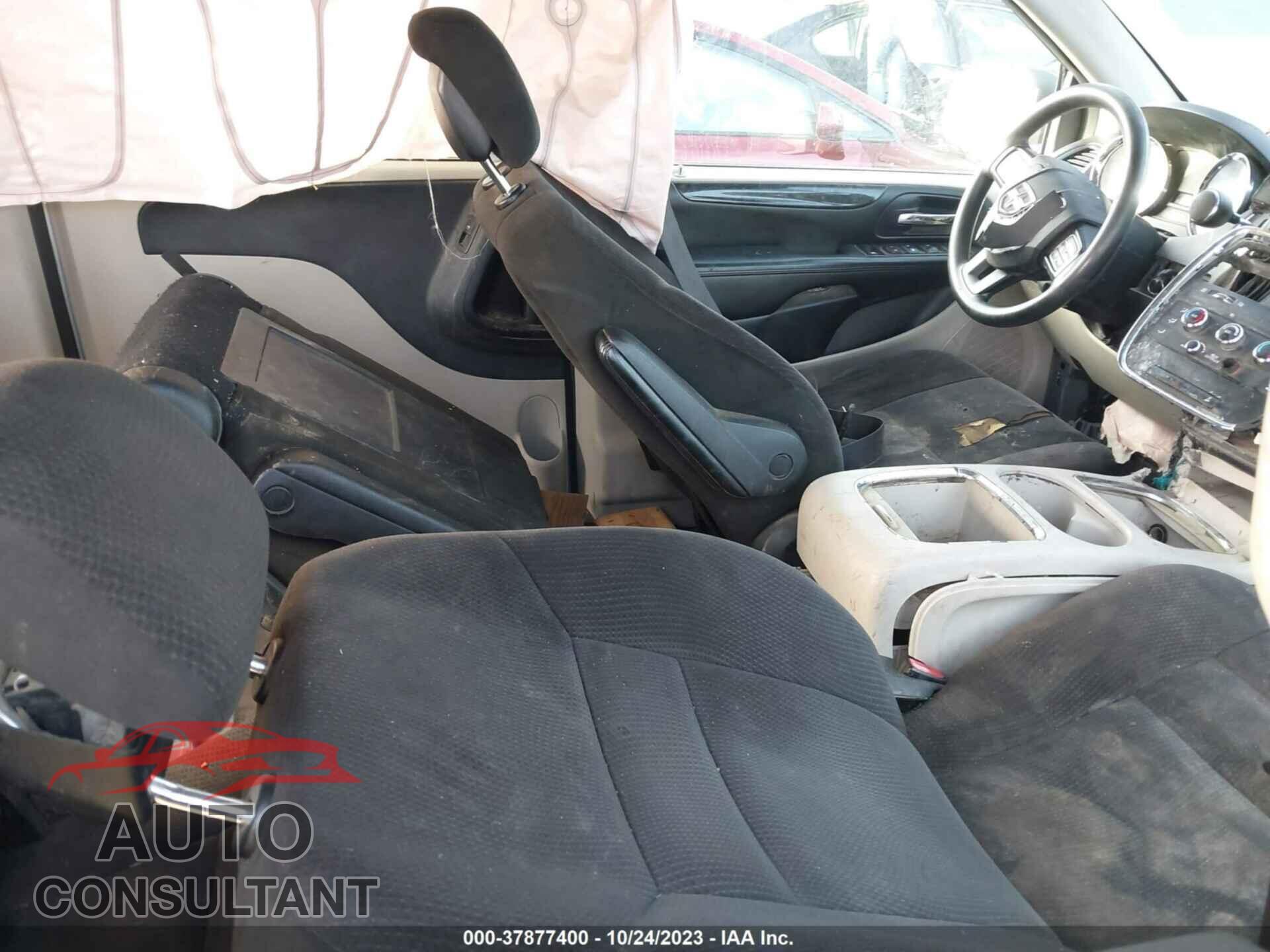 DODGE GRAND CARAVAN 2015 - 2C4RDGCG7FR536018