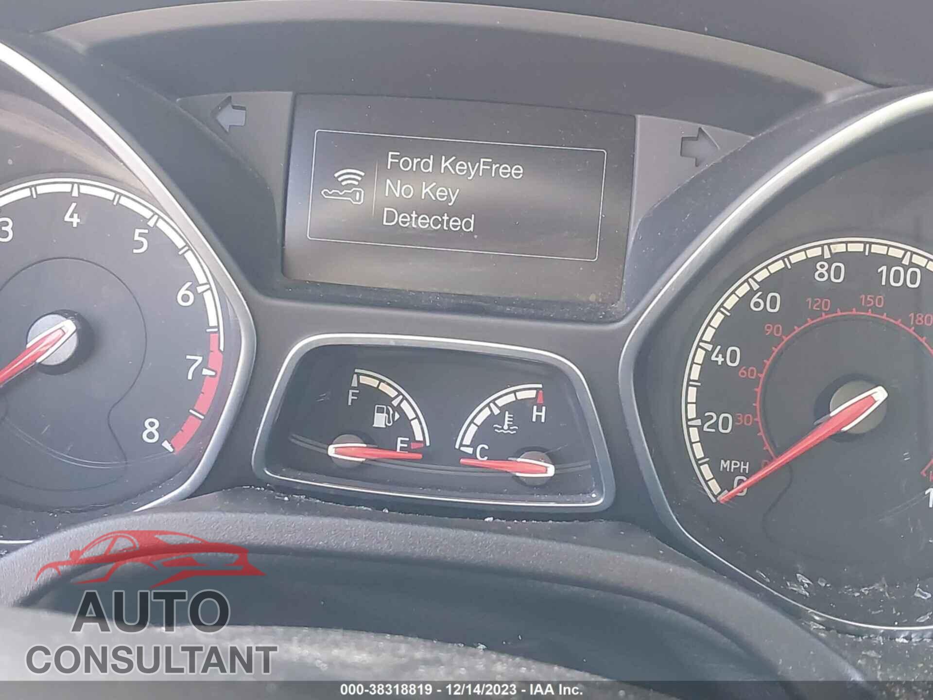 FORD FOCUS ST 2016 - 1FADP3L93GL230655