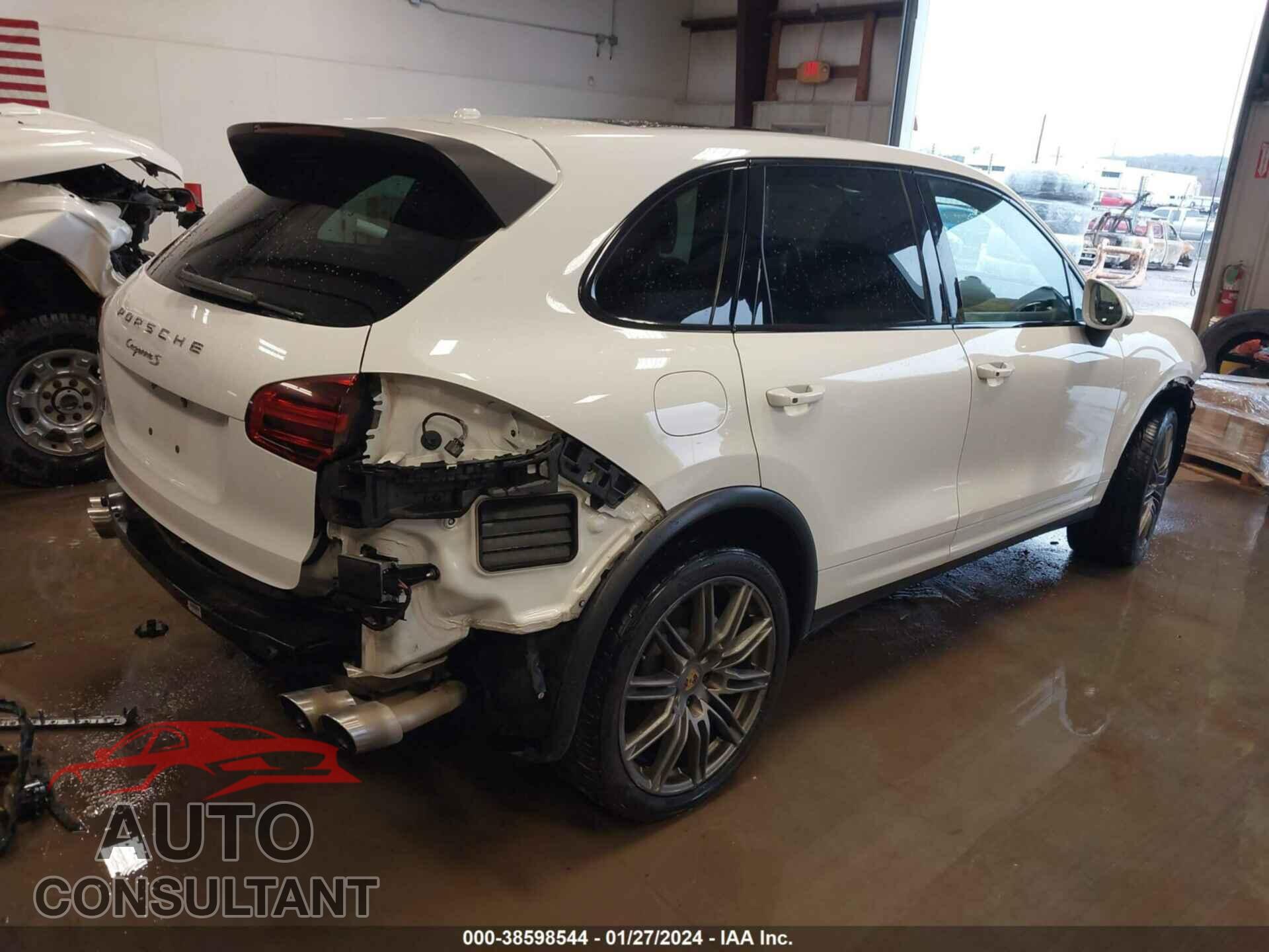 PORSCHE CAYENNE 2016 - WP1AB2A22GLA96280
