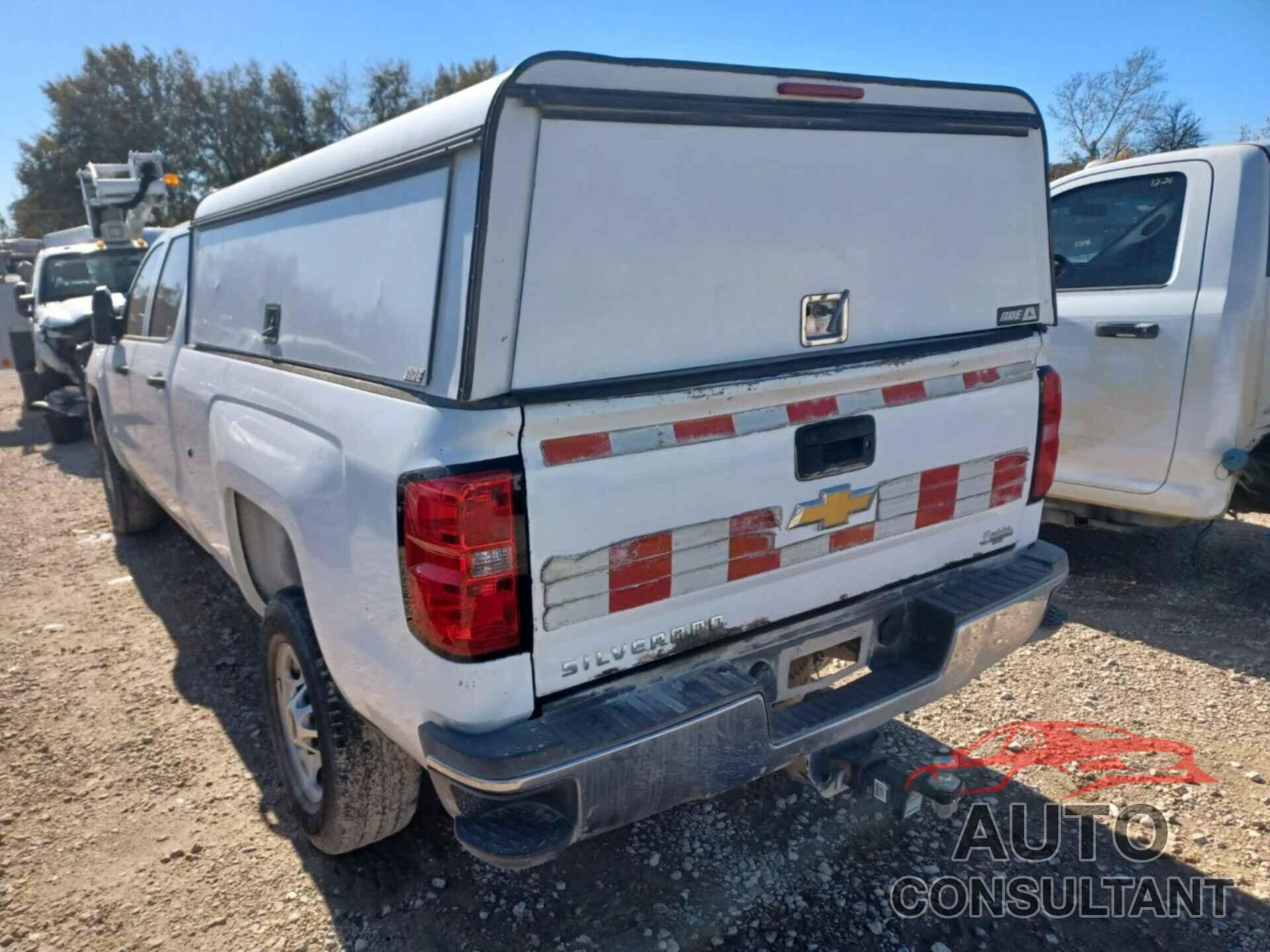 CHEVROLET SILVERADO 2500HD 2015 - 1GC1KUEG6FF175287