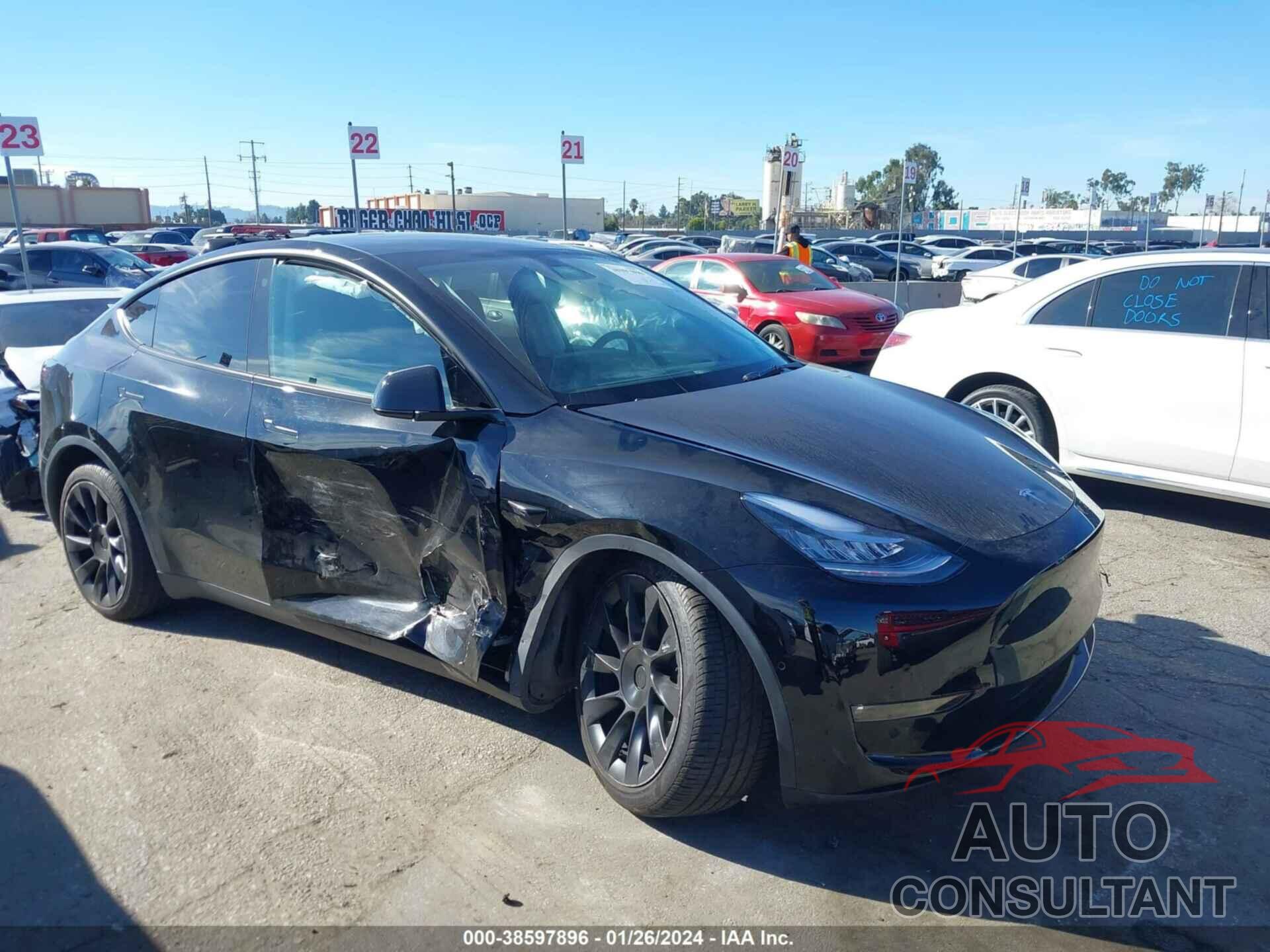 TESLA MODEL Y 2021 - 5YJYGDEE9MF302078