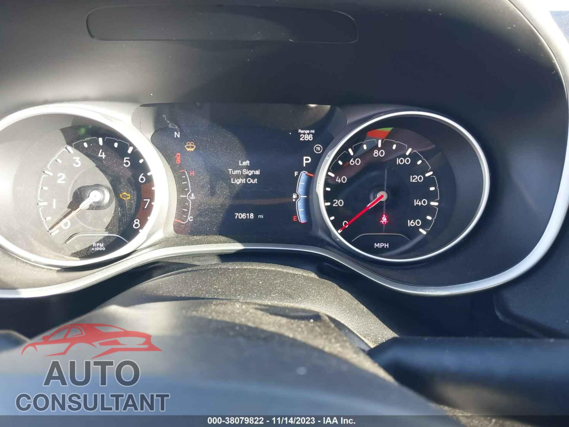 JEEP COMPASS 2018 - 3C4NJCBB9JT240932