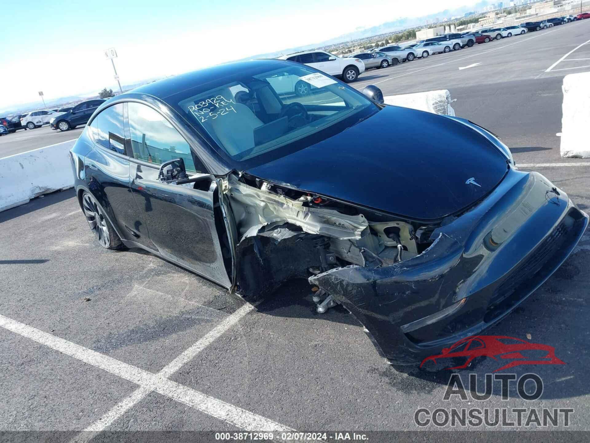 TESLA MODEL Y 2023 - 7SAYGDEF9PF659602