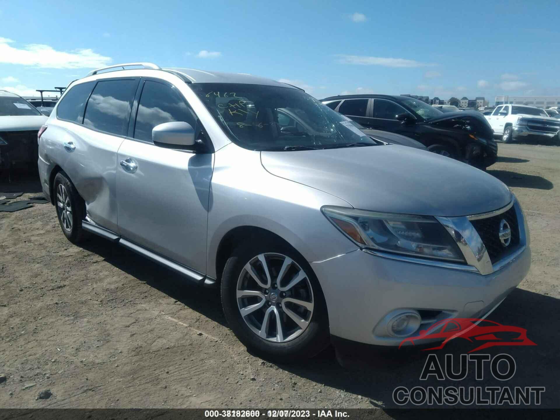 NISSAN PATHFINDER 2015 - 5N1AR2MN8FC658082