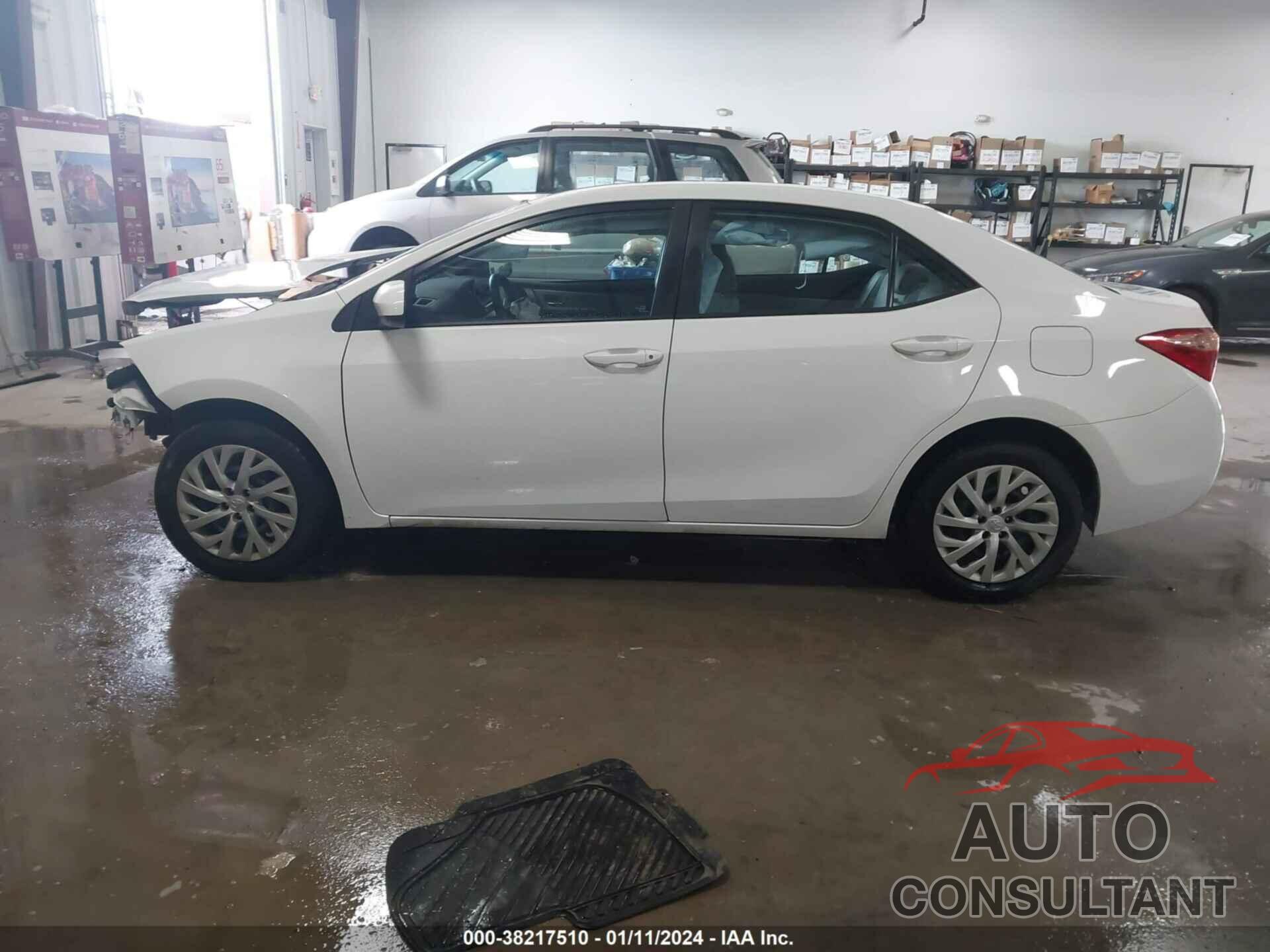 TOYOTA COROLLA 2019 - 5YFBURHEXKP939862