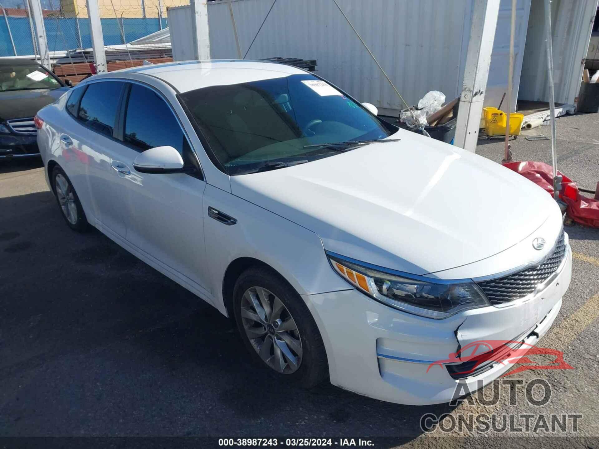 KIA OPTIMA 2018 - 5XXGT4L39JG251487