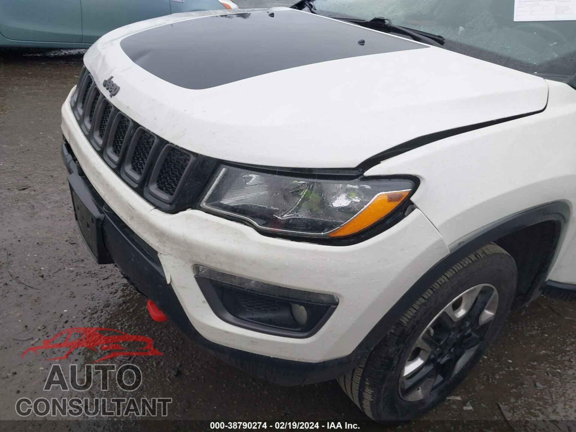 JEEP COMPASS 2018 - 3C4NJDDB2JT210352