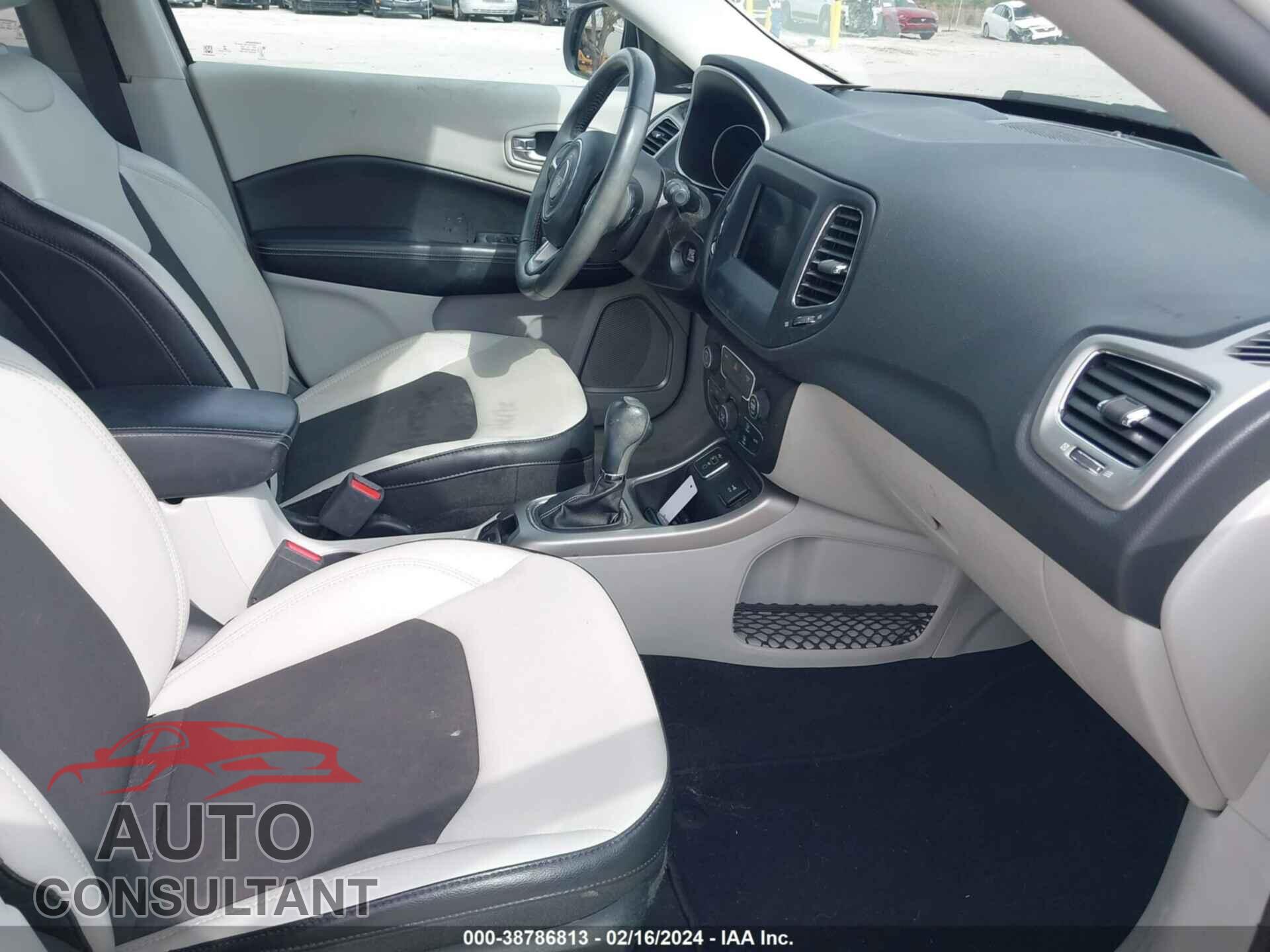 JEEP COMPASS 2020 - 3C4NJCBB3LT123396