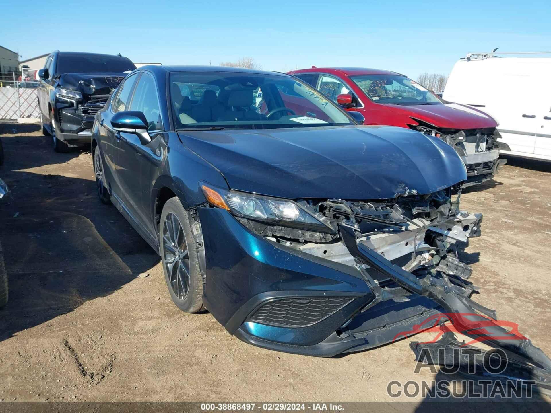 TOYOTA CAMRY 2021 - 4T1G11AK6MU610545