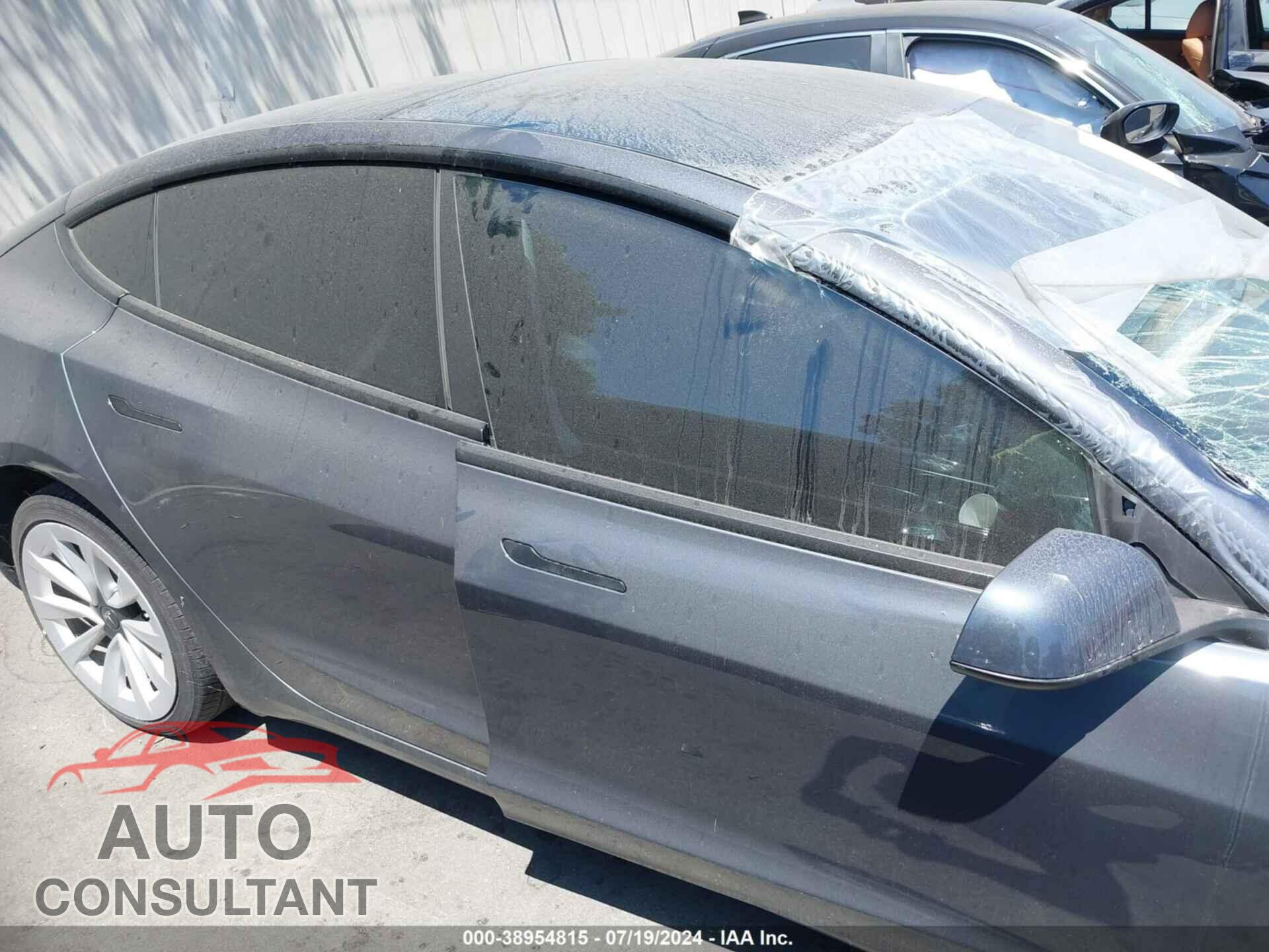 TESLA MODEL 3 2023 - 5YJ3E1EA5PF465178