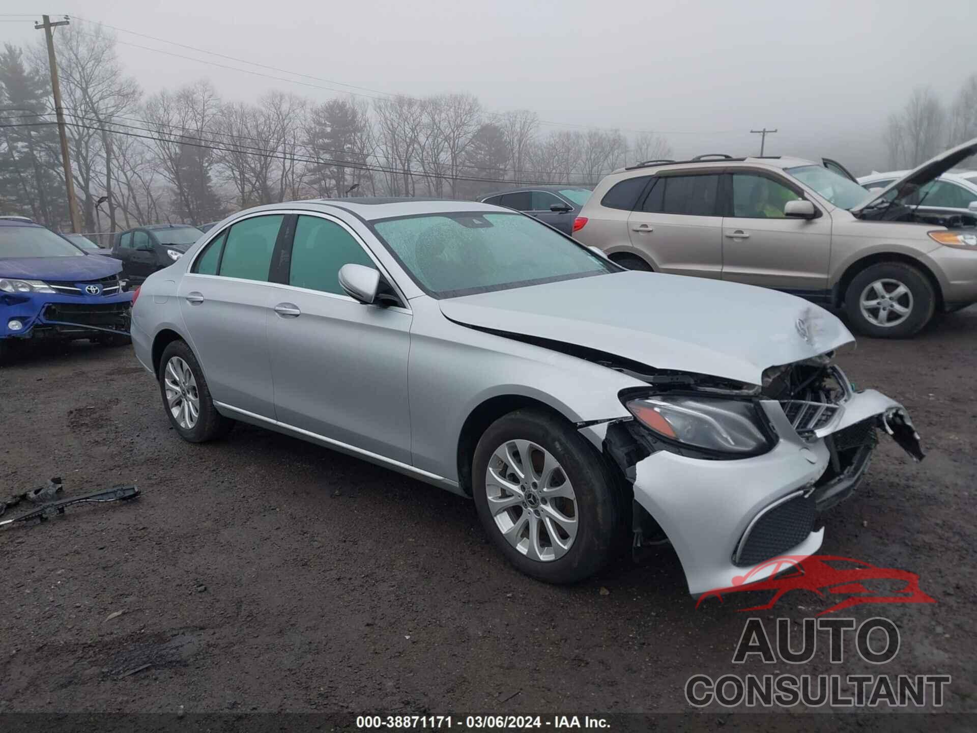 MERCEDES-BENZ E 300 2019 - WDDZF4KB7KA597503