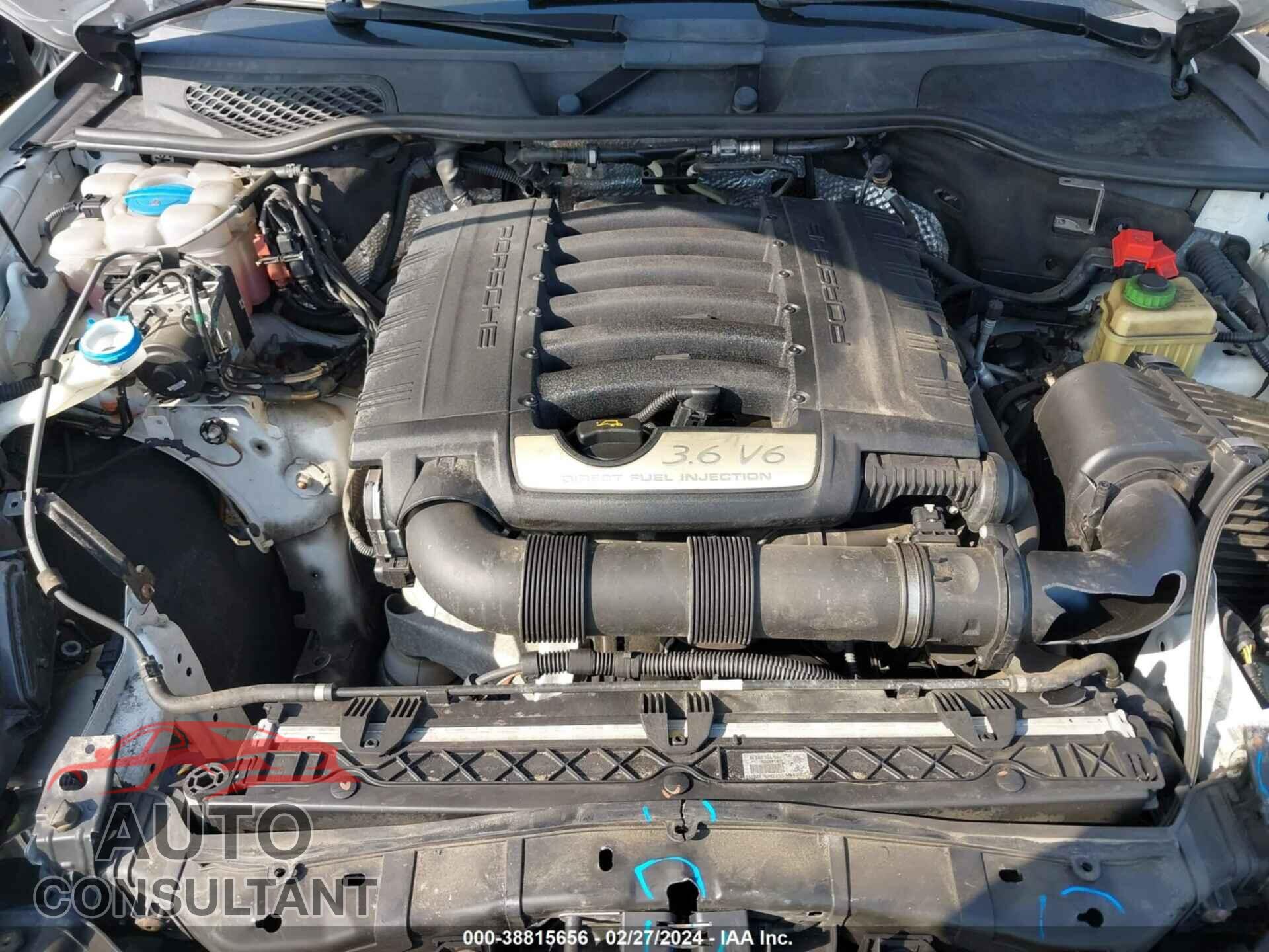 PORSCHE CAYENNE 2016 - WP1AA2A2XGLA10071