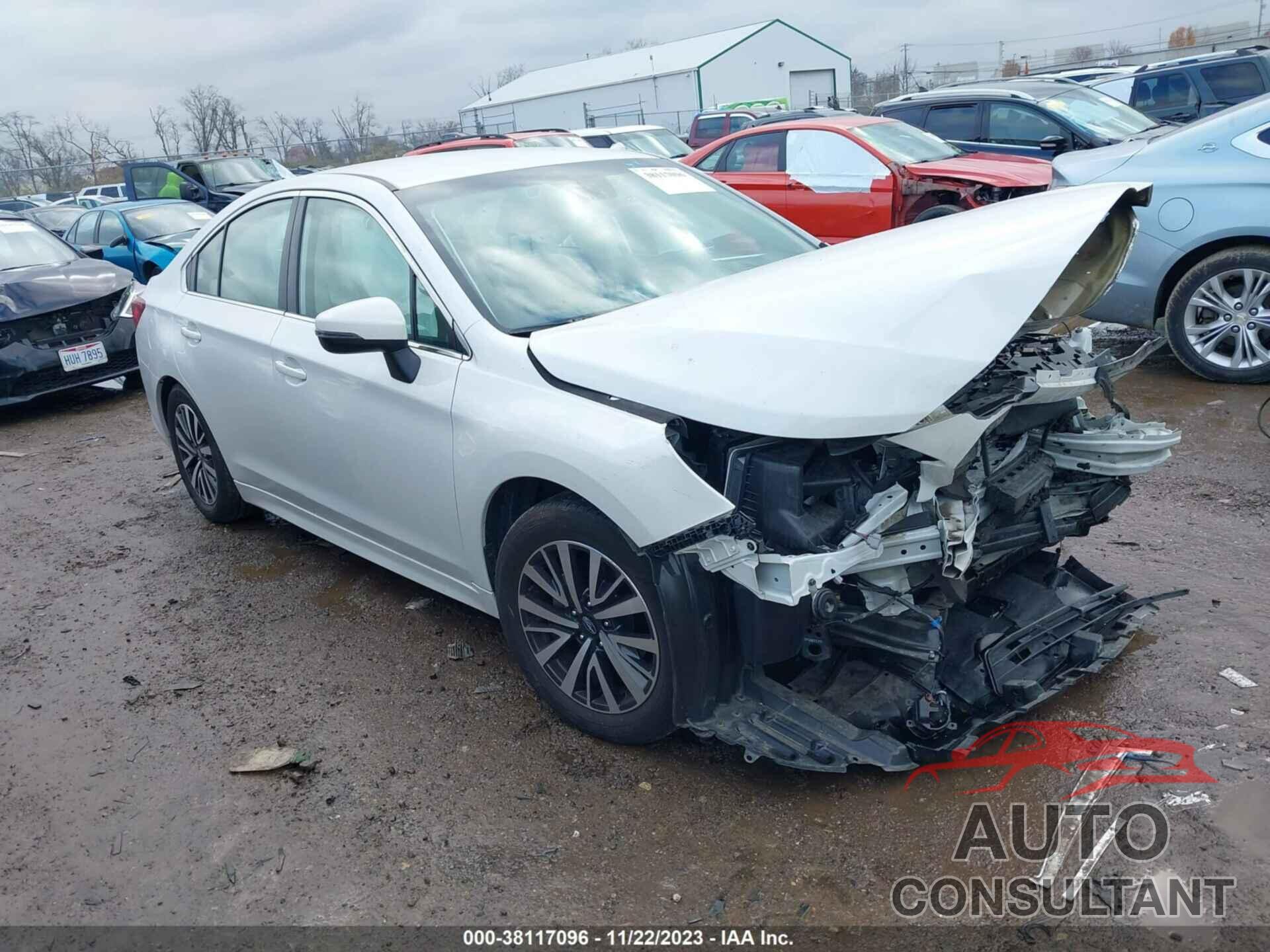 SUBARU LEGACY 2019 - 4S3BNAF67K3022929