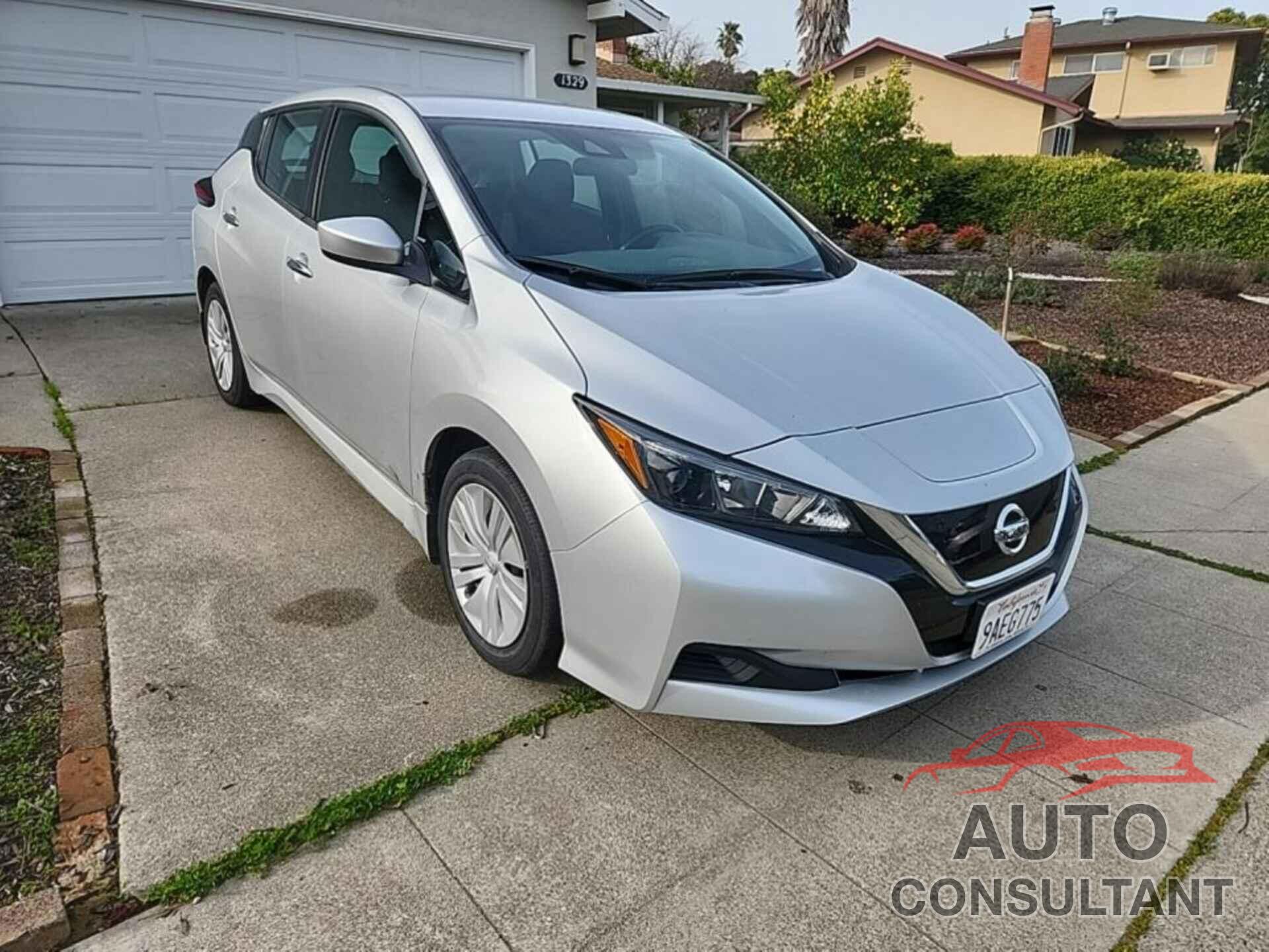 NISSAN LEAF 2022 - 1N4AZ1BV8NC558229