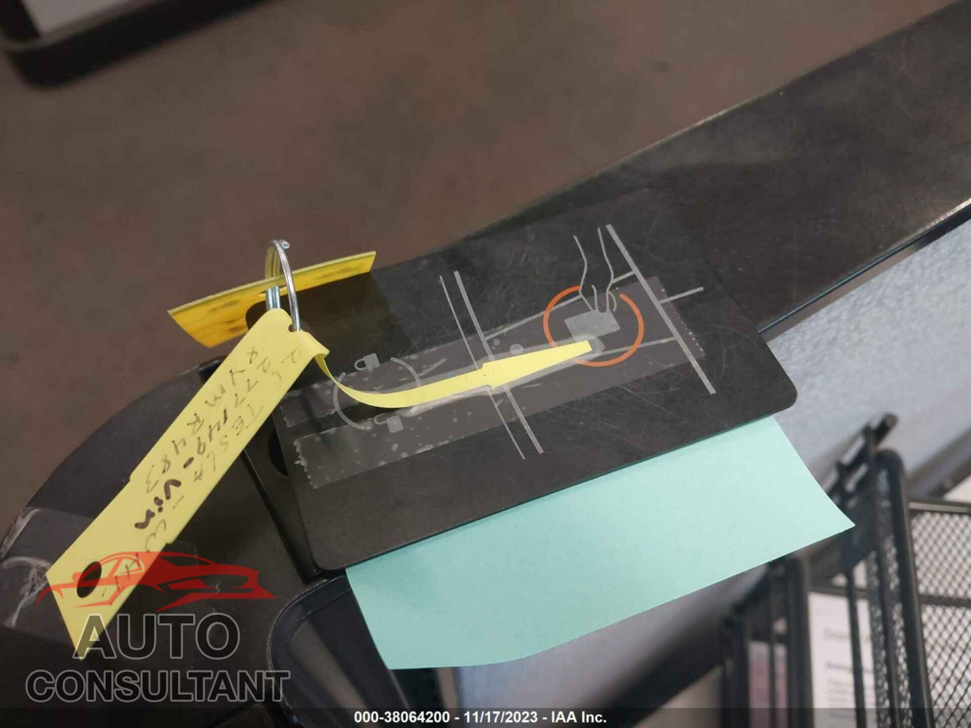 TESLA MODEL Y 2021 - 5YJYGDEFXMF277149