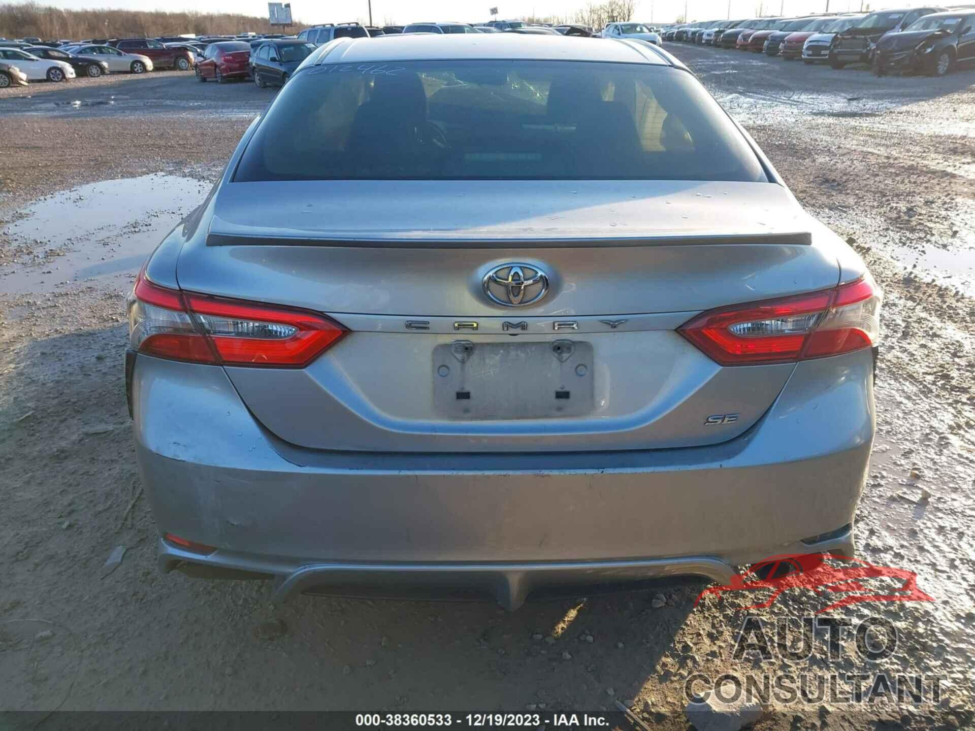 TOYOTA CAMRY 2018 - JTNB11HK1J3012462