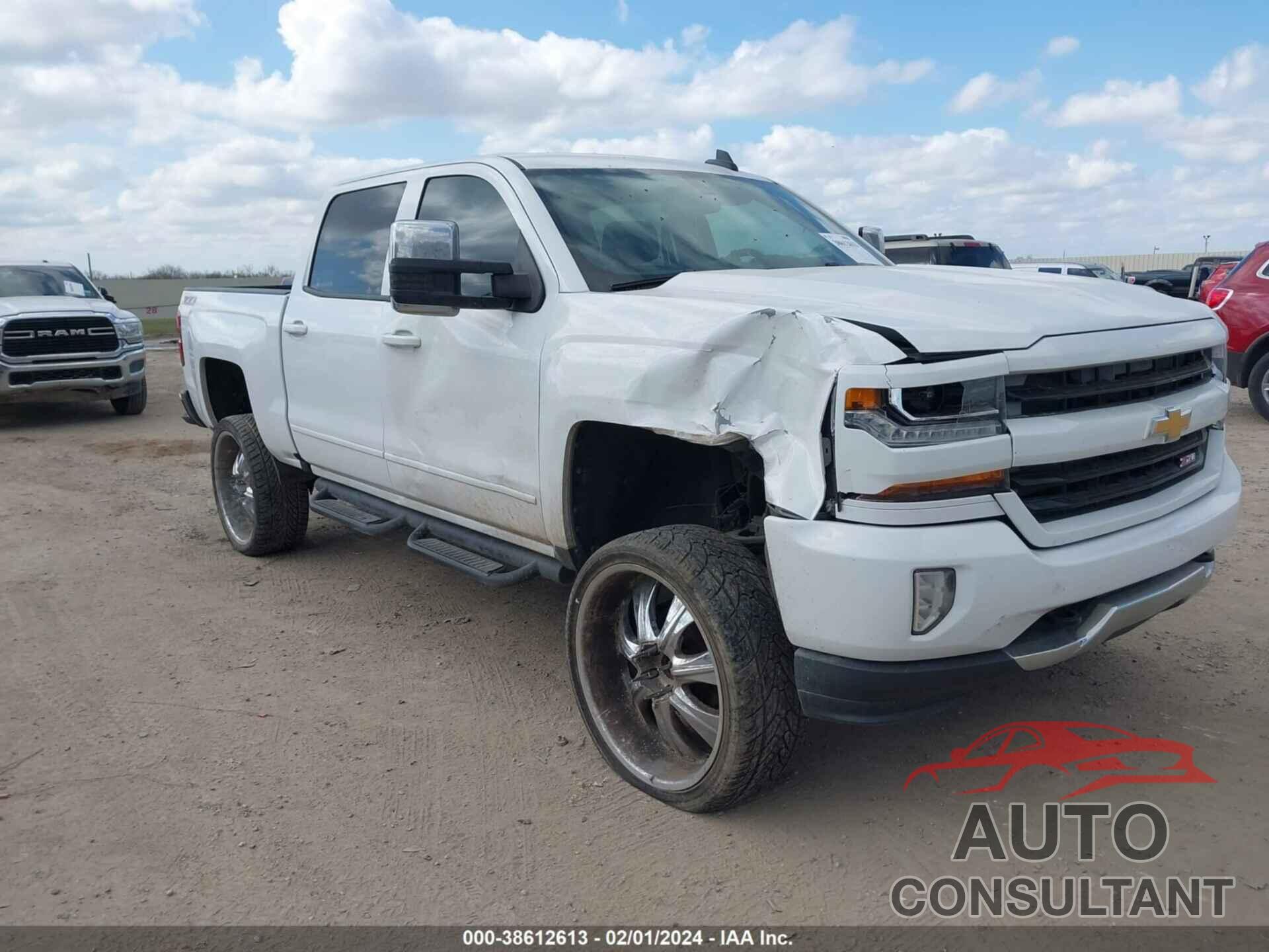 CHEVROLET SILVERADO 2017 - 3GCUKREC5HG187116