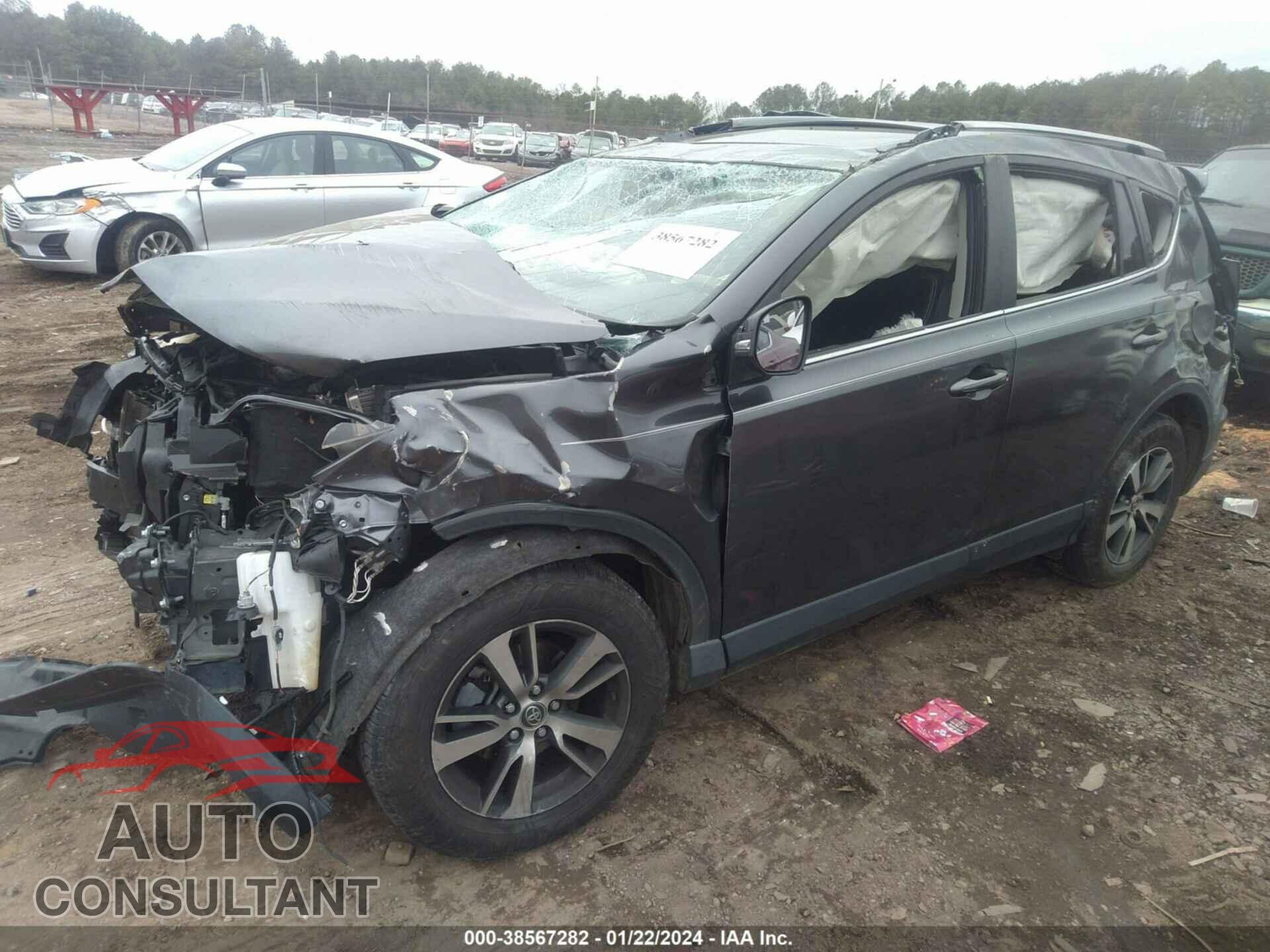 TOYOTA RAV4 2018 - JTMWFREV3JD123786
